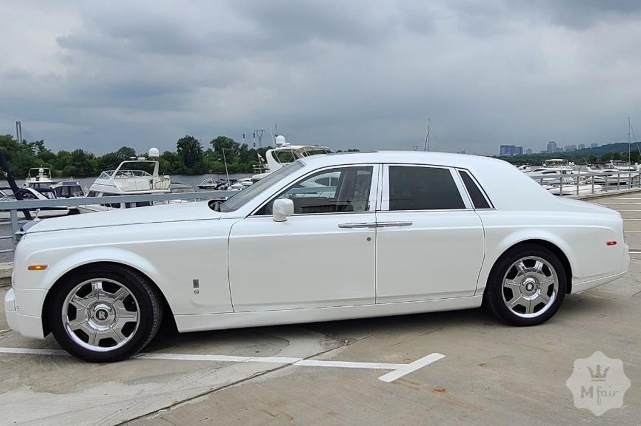 Прокат белого Rolls-Royce Phantom с водителем в Киеве