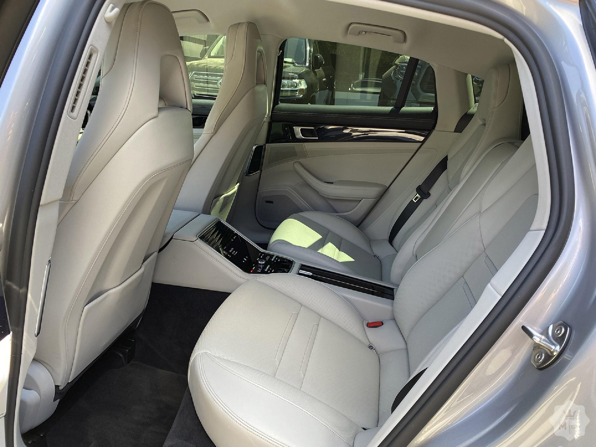 Продажа гибридного Porsche Panamera 4 E-Hybrid '2018 в Одессе