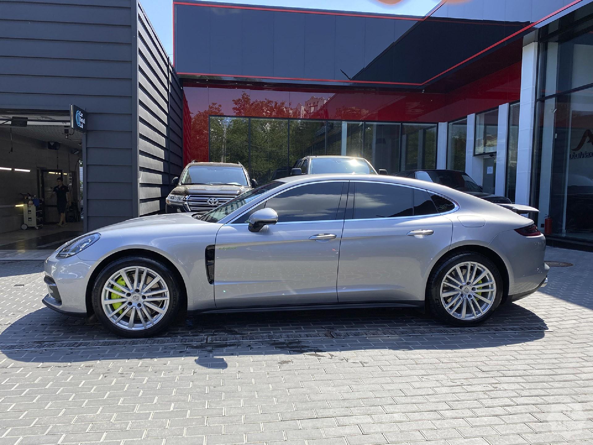 Продажа гибридного Porsche Panamera 4 E-Hybrid '2018 в Одессе