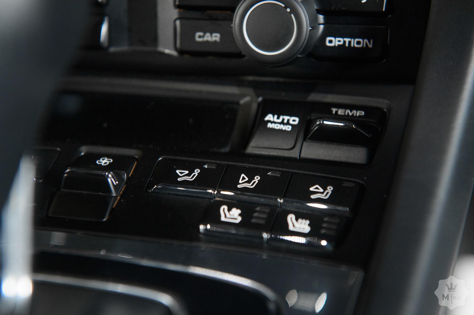 Продажа официального Porsche 911 Carrera 4S '2013 в Одессе