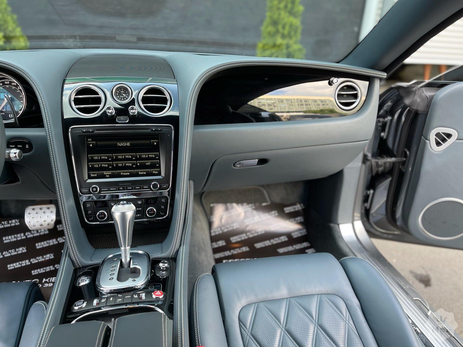 Продажа официального купе Bentley Continental GT W12 Mulliner '2011 в Киеве