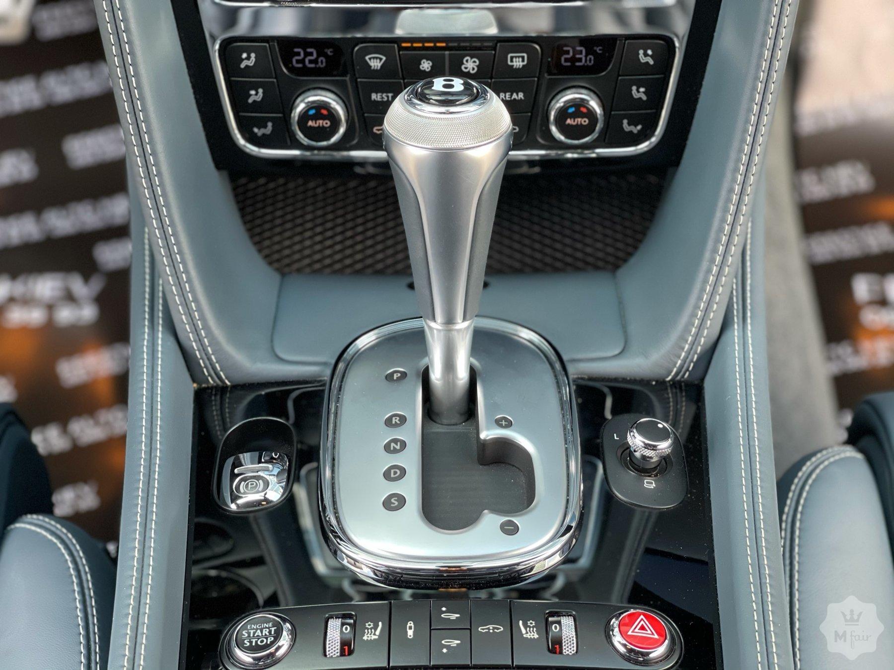 Продажа официального купе Bentley Continental GT W12 Mulliner '2011 в Киеве