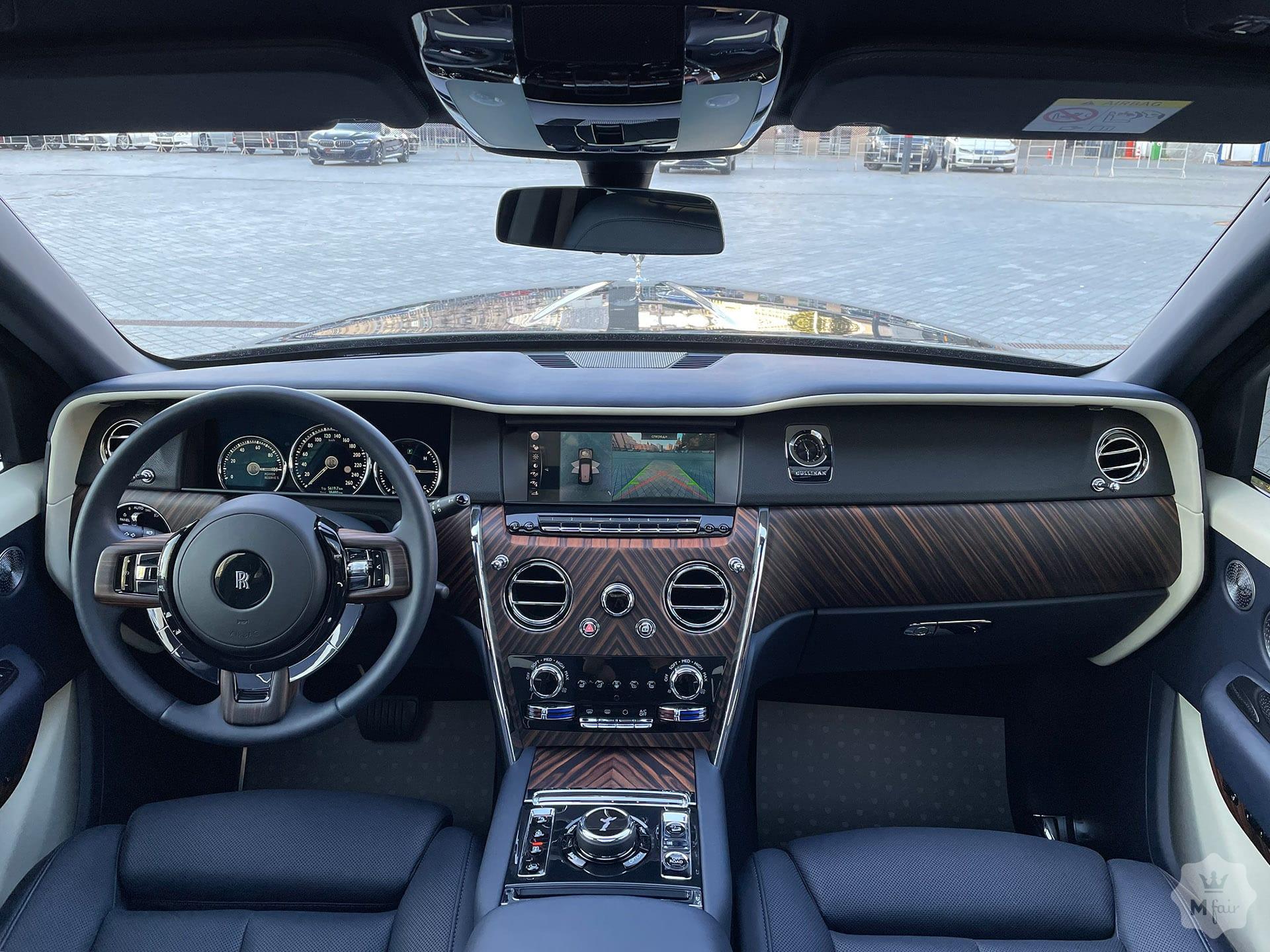 Продажа внедорожника Rolls Royce Cullinan Bespoke '2019 в Киеве