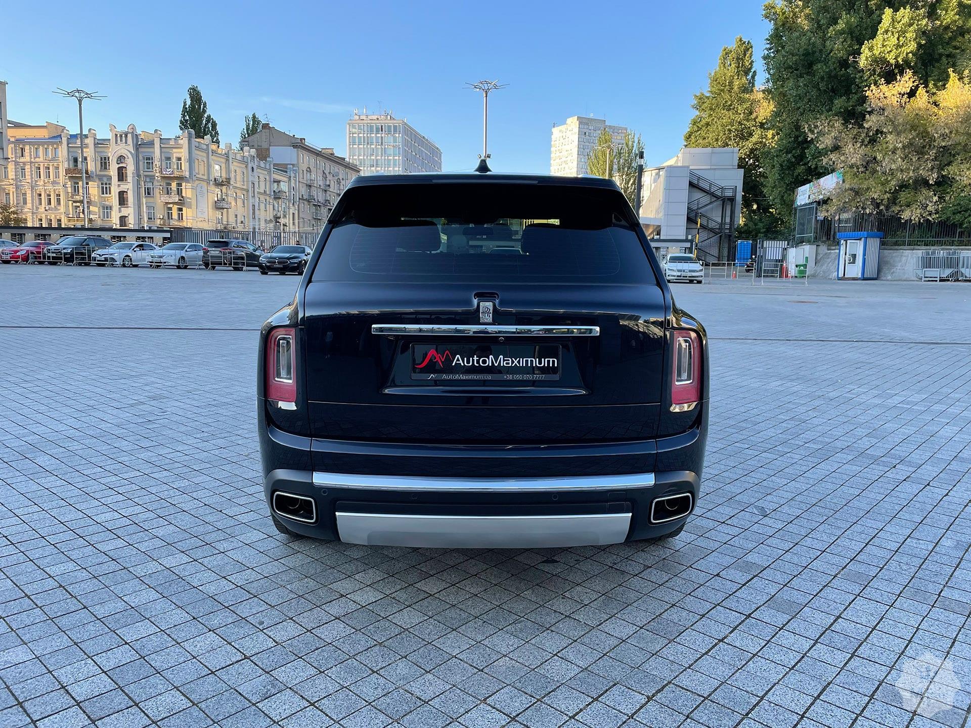 Продажа внедорожника Rolls Royce Cullinan Bespoke '2019 в Киеве