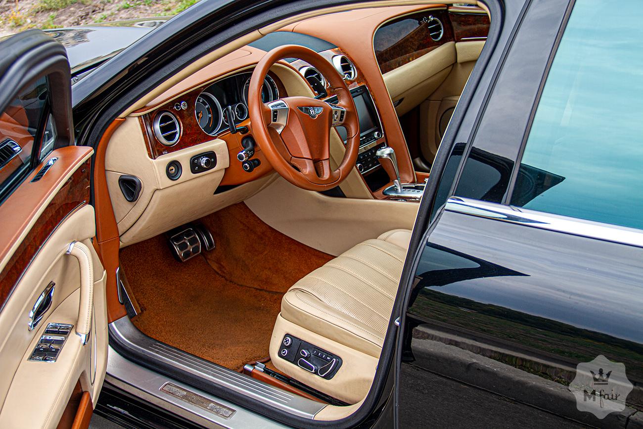 Прокат люкс седана Bentley Continental Flying Spur W12 '2015 в Киеве