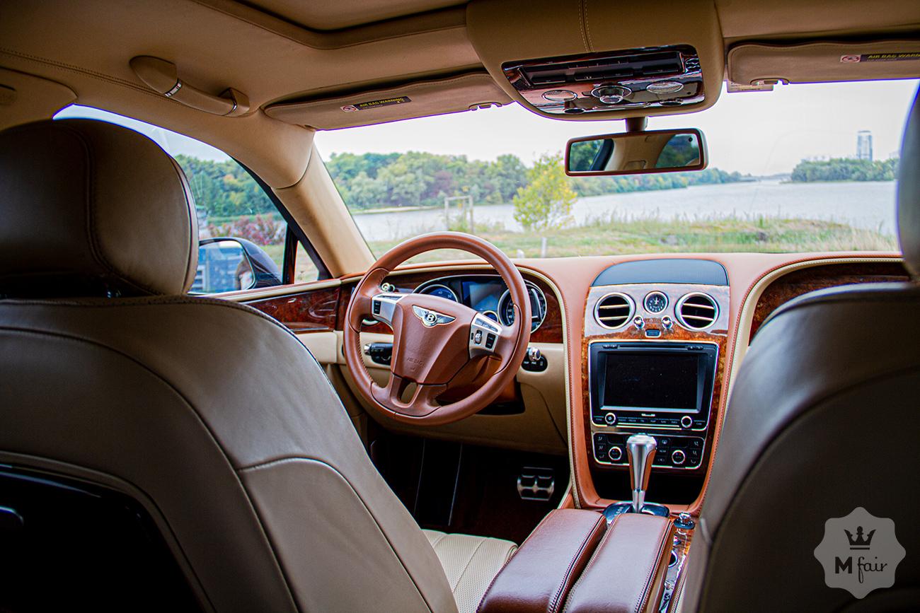 Прокат люкс седана Bentley Continental Flying Spur W12 '2015 в Киеве