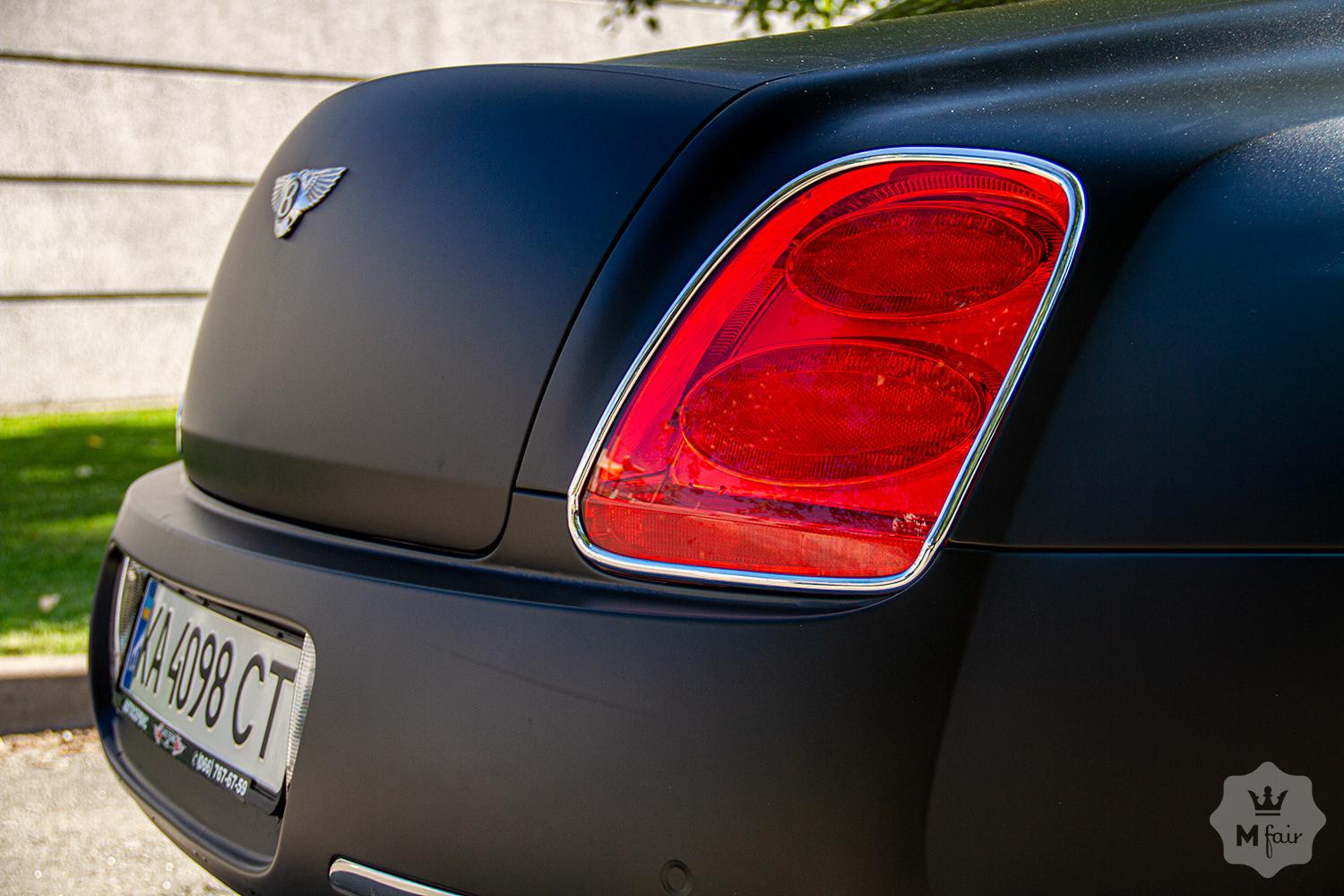 Прокат седана Bentley Continental Flying Spur с водителем в Киеве