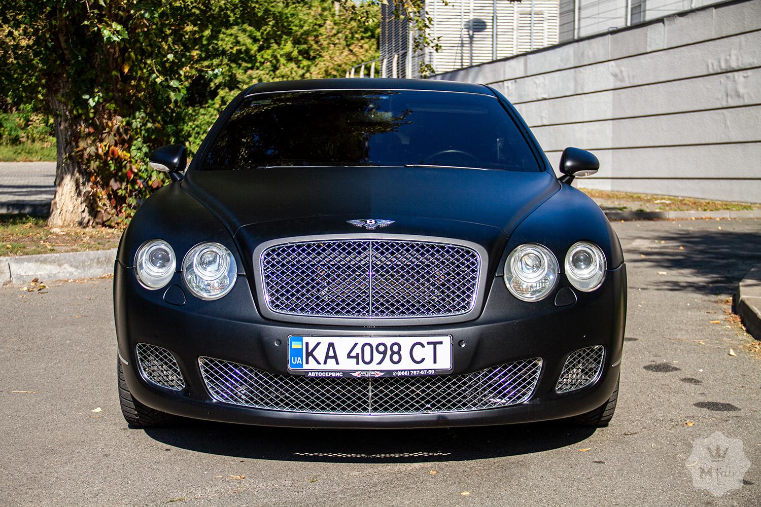 Прокат седана Bentley Continental Flying Spur с водителем в Киеве