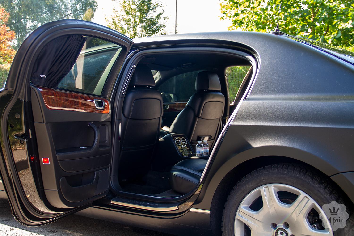 Прокат седана Bentley Continental Flying Spur с водителем в Киеве