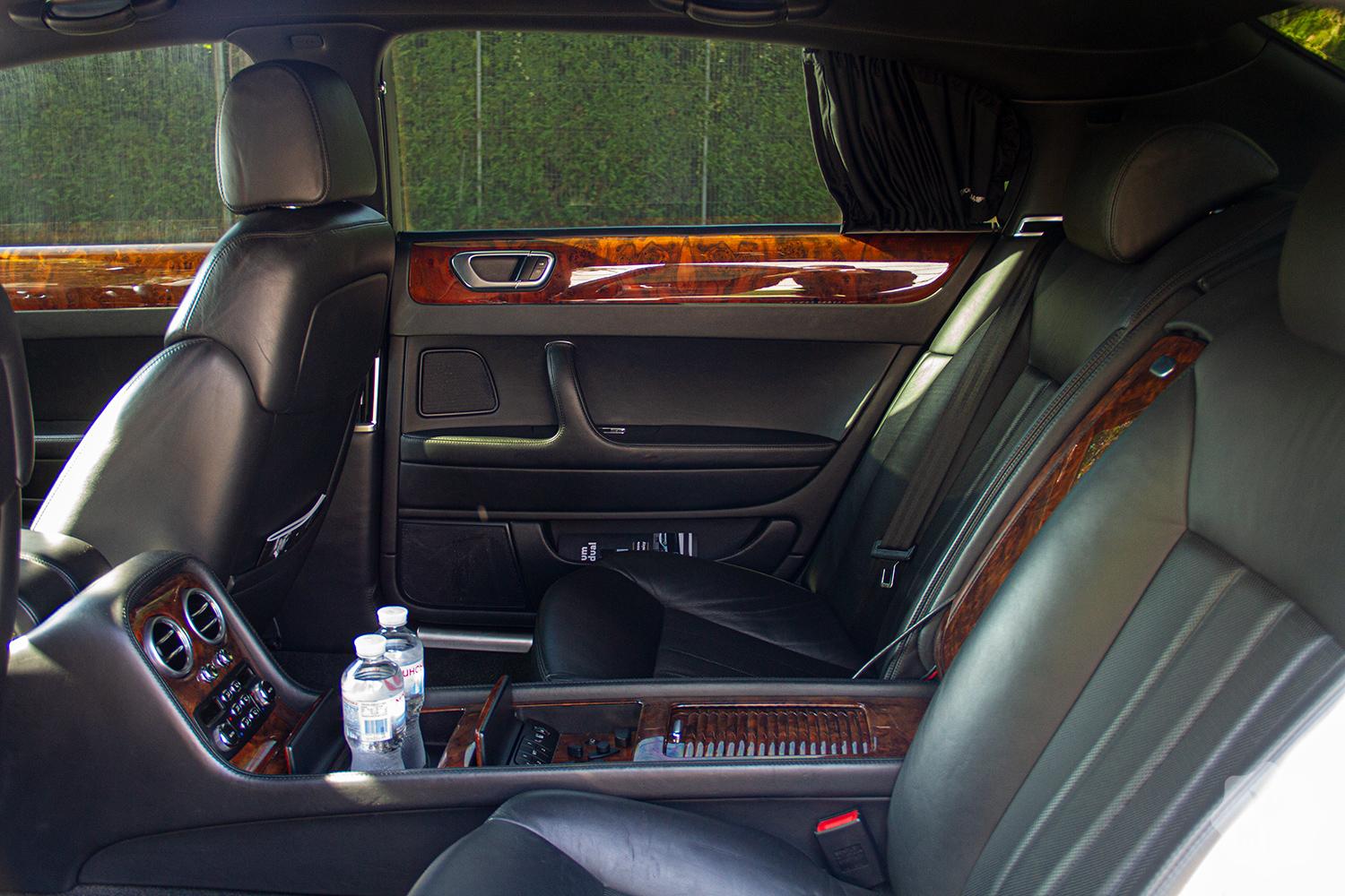 Прокат седана Bentley Continental Flying Spur с водителем в Киеве