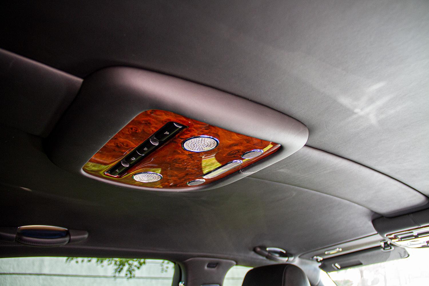 Прокат седана Bentley Continental Flying Spur с водителем в Киеве