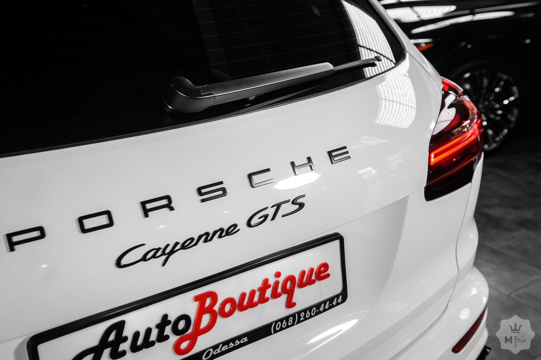 Продажа спорт кроссовера Porsche Cayenne GTS '2016 в Одессе