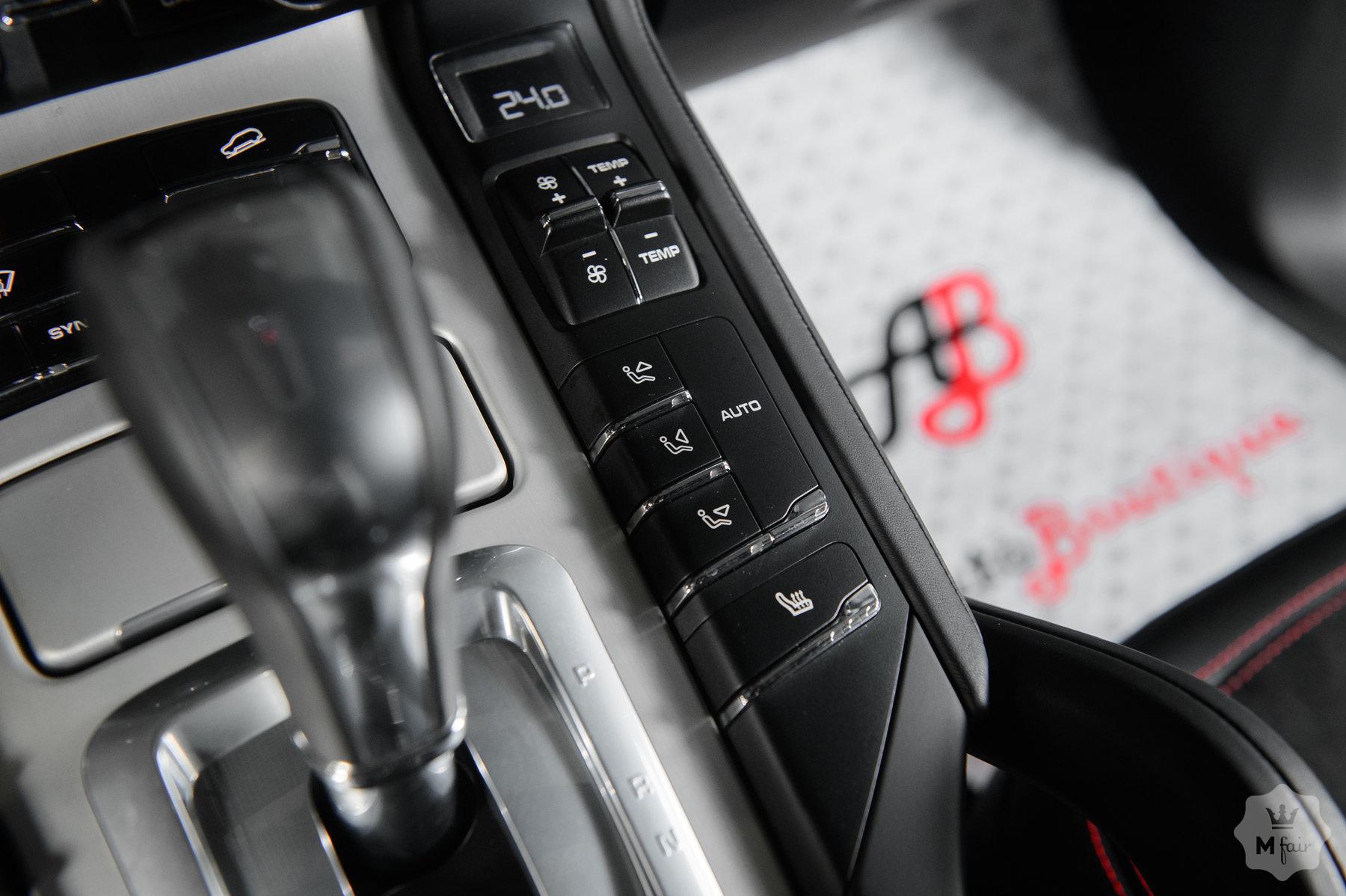 Продажа спорт кроссовера Porsche Cayenne GTS '2016 в Одессе