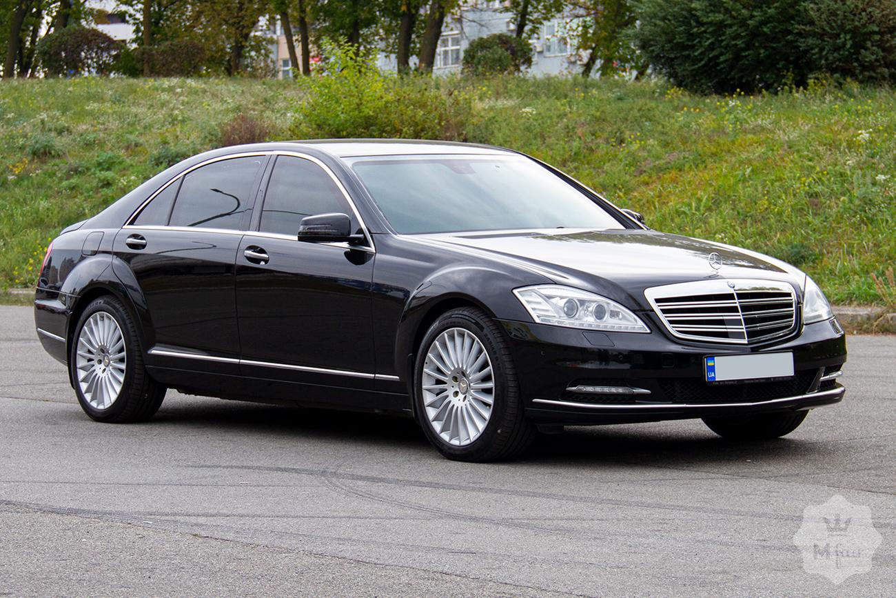 Прокат бронированного Mercedes-Benz S 600 LONG Armour B6/B7 в Киеве