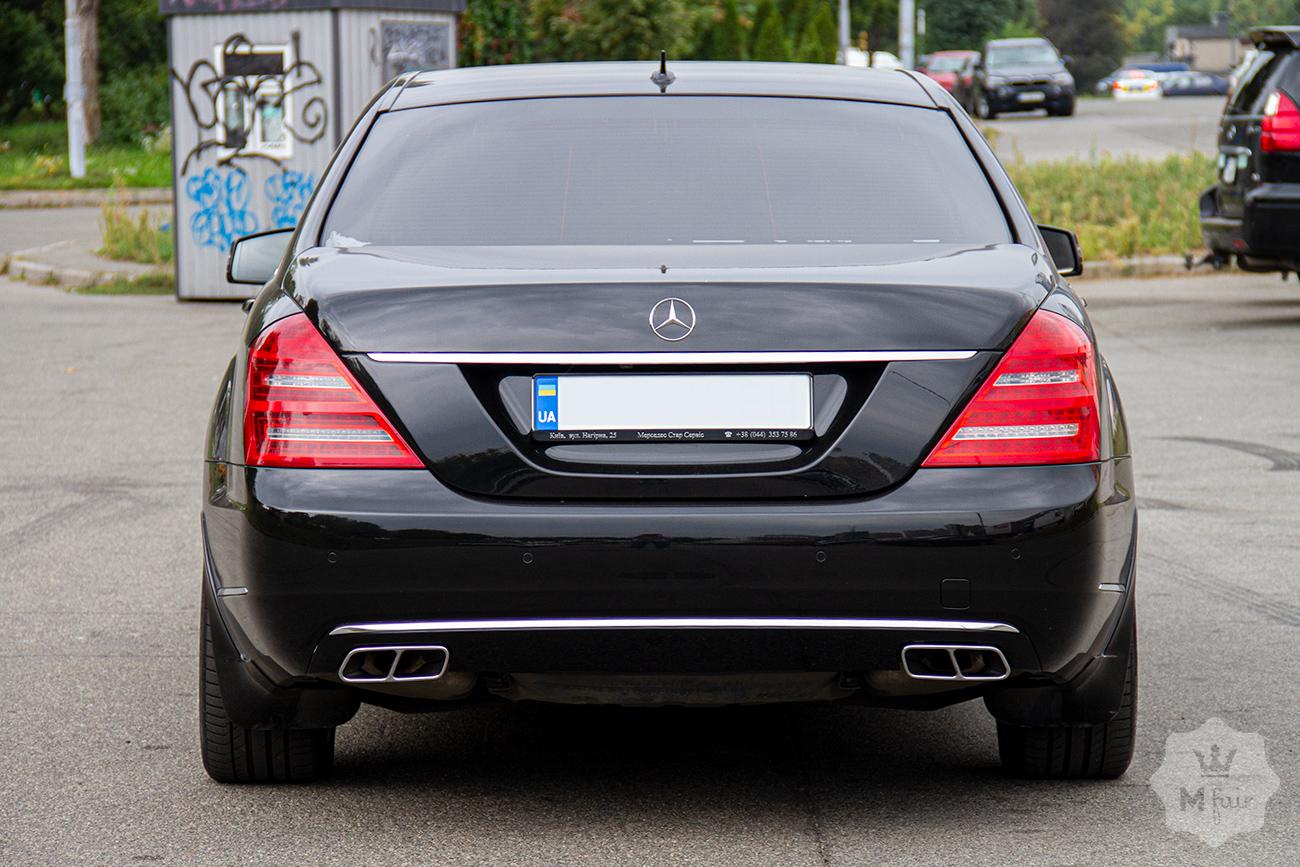 Прокат бронированного Mercedes-Benz S 600 LONG Armour B6/B7 в Киеве
