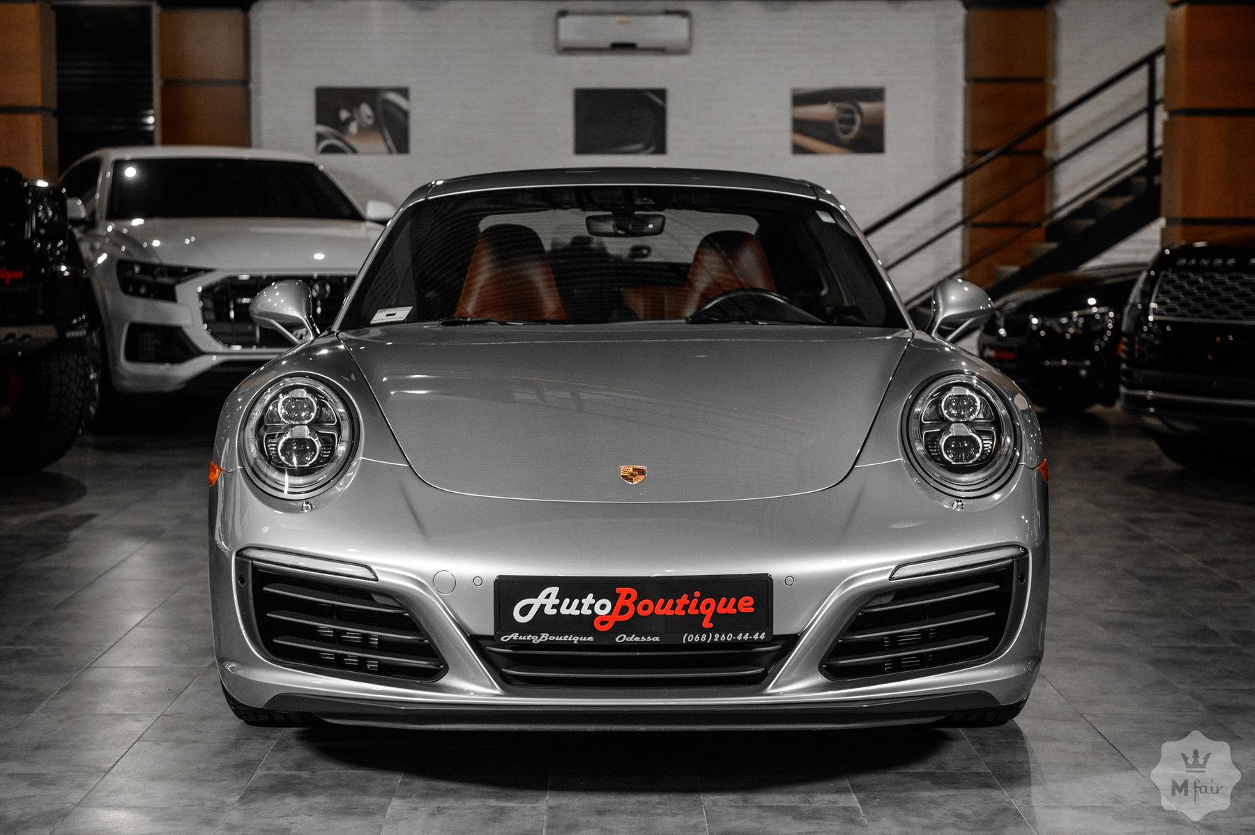 Продажа спорткара Porsche 911 S '2017 в Одессе