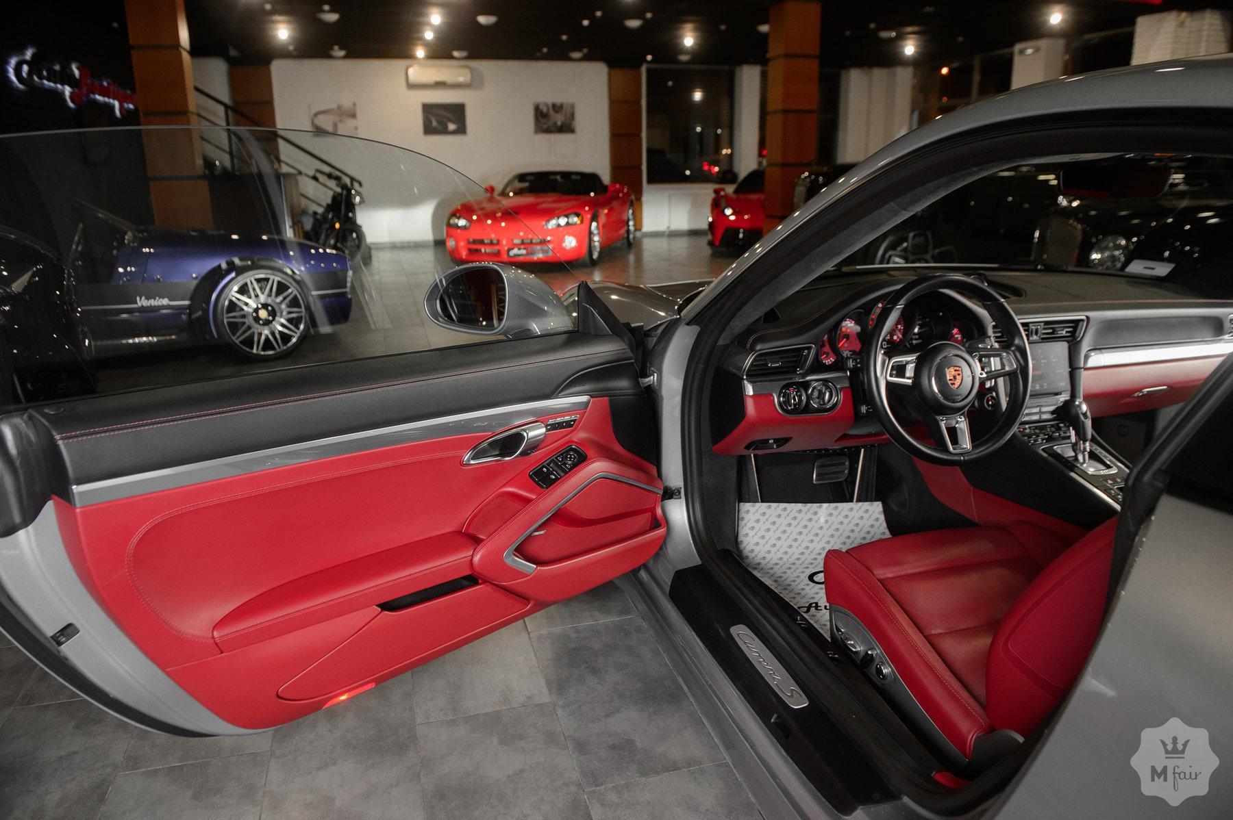 Продажа спорткара Porsche 911 S '2017 в Одессе