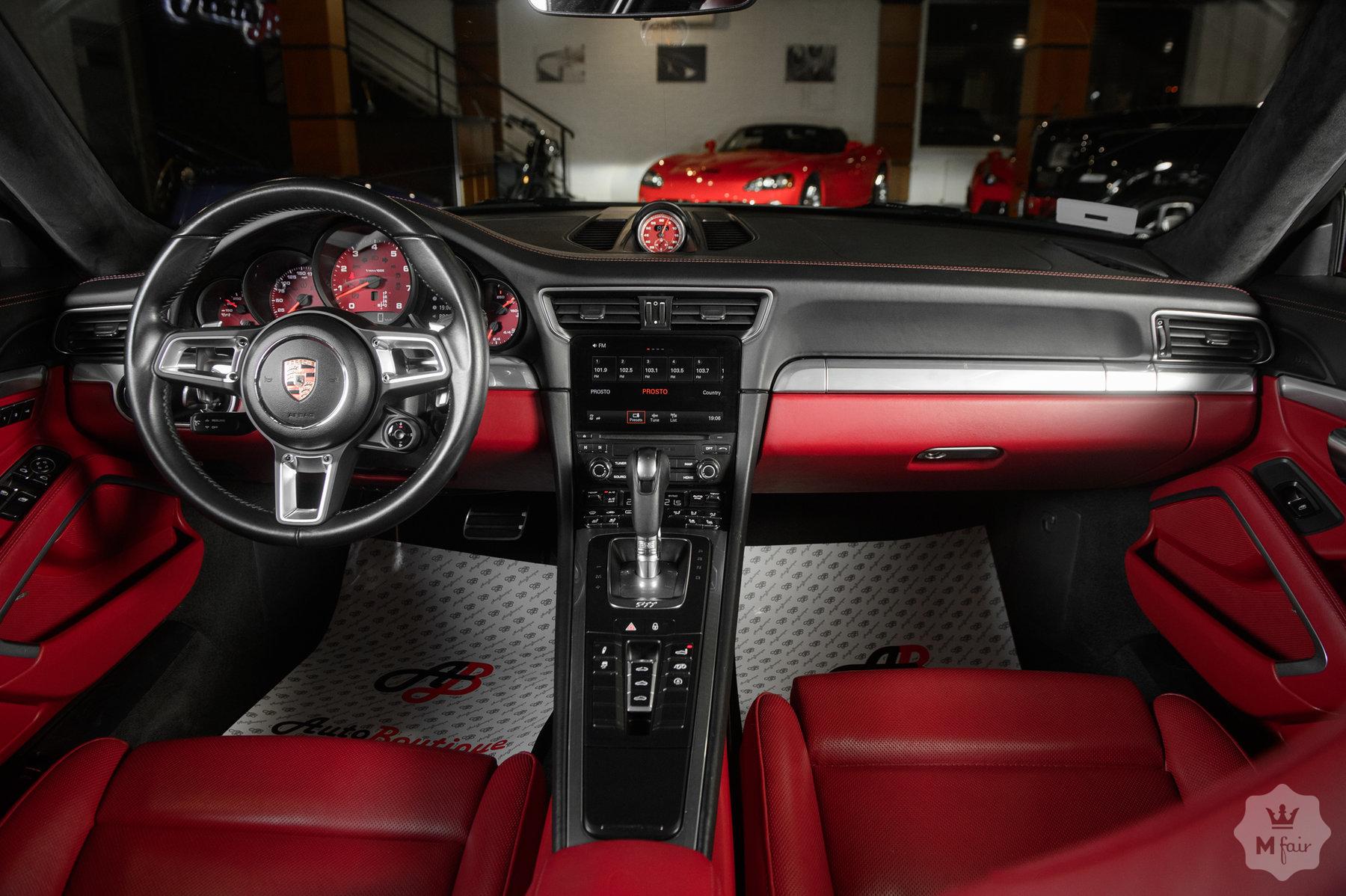 Продажа спорткара Porsche 911 S '2017 в Одессе