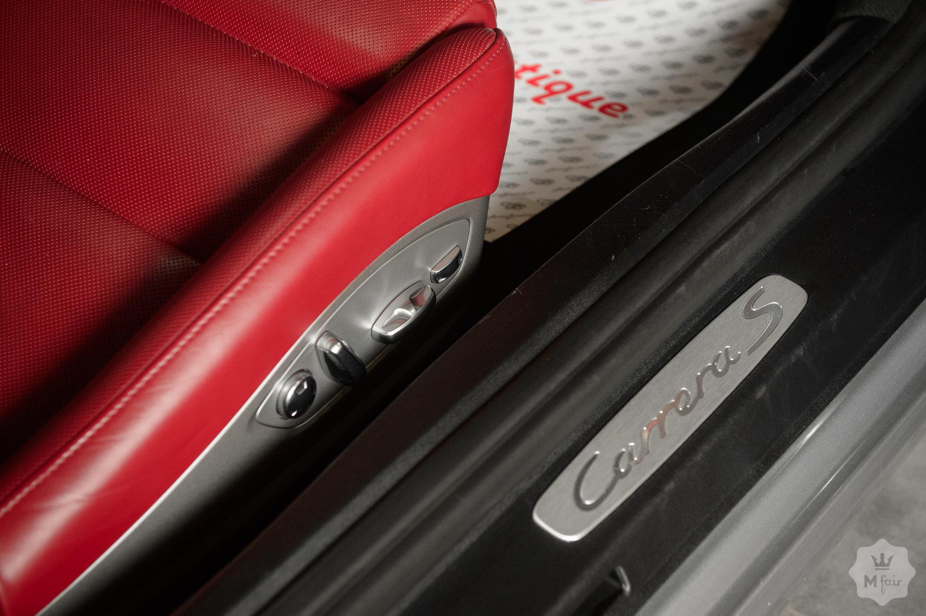 Продажа спорткара Porsche 911 S '2017 в Одессе