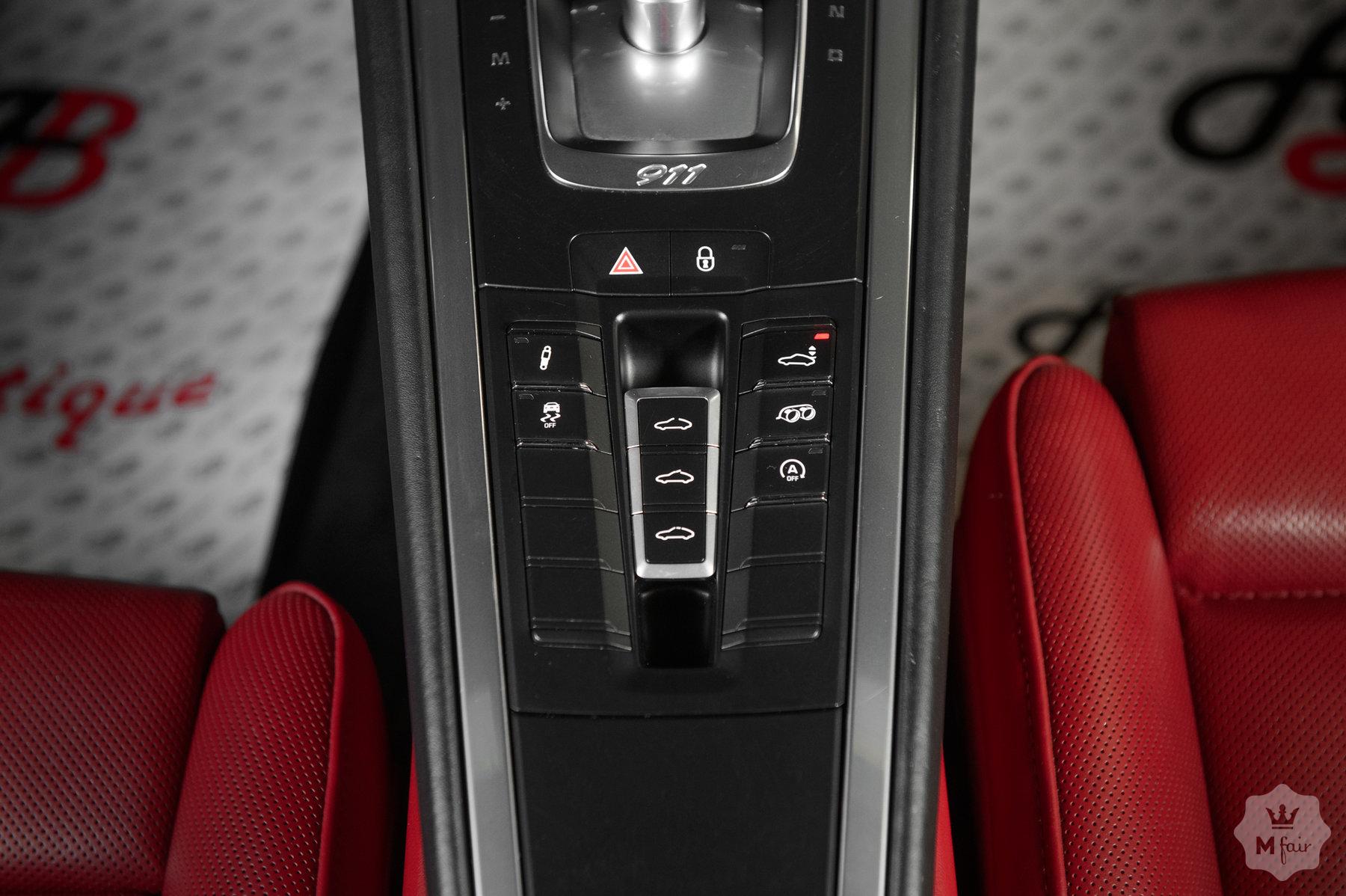 Продажа спорткара Porsche 911 S '2017 в Одессе