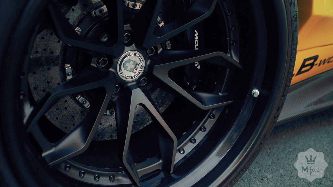 Прокат суперкара McLaren (МакЛарен) 650S в Киеве