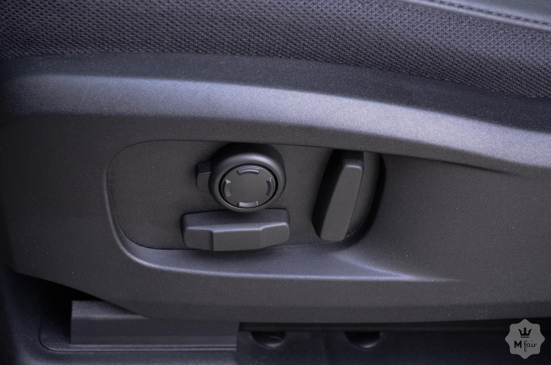 Продажа официального Land Rover Defender X '2020 в Киеве