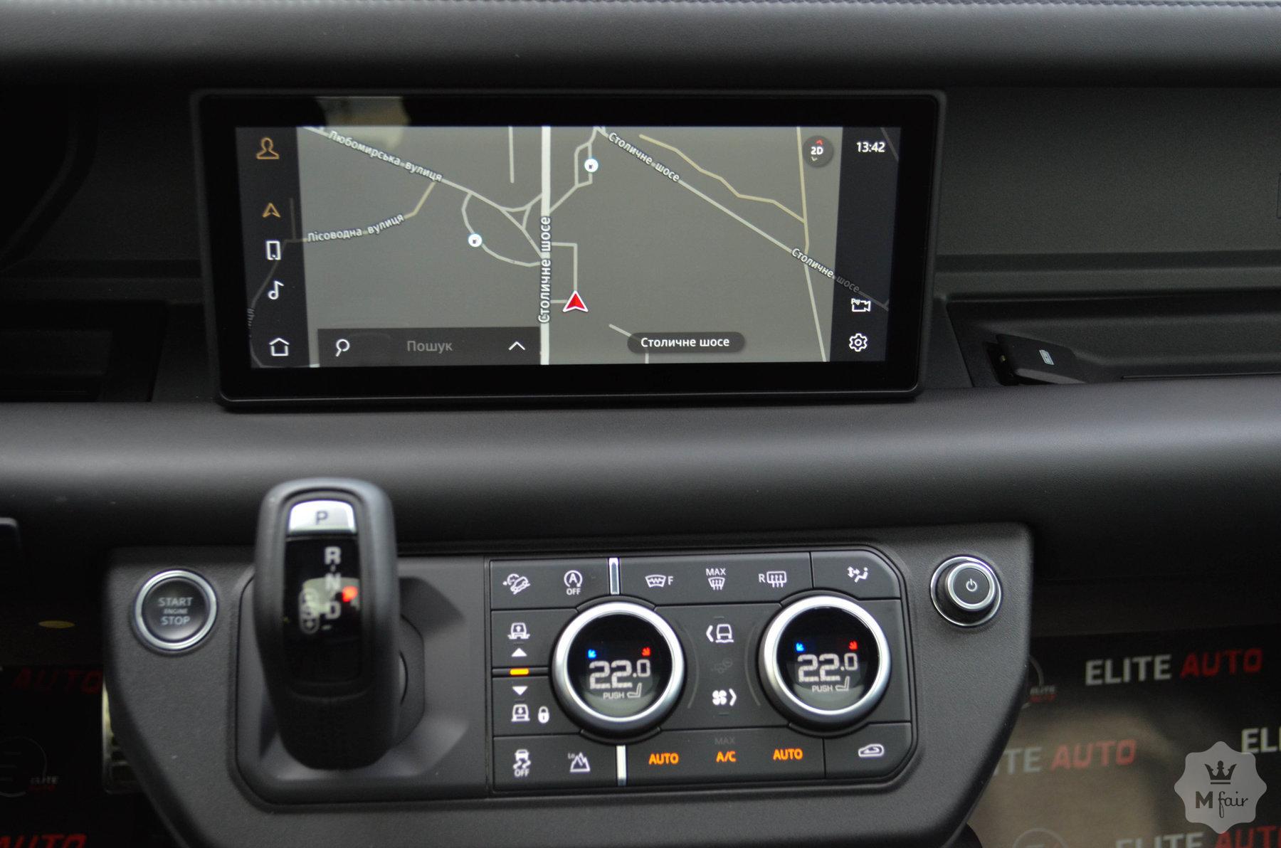 Продажа официального Land Rover Defender X '2020 в Киеве