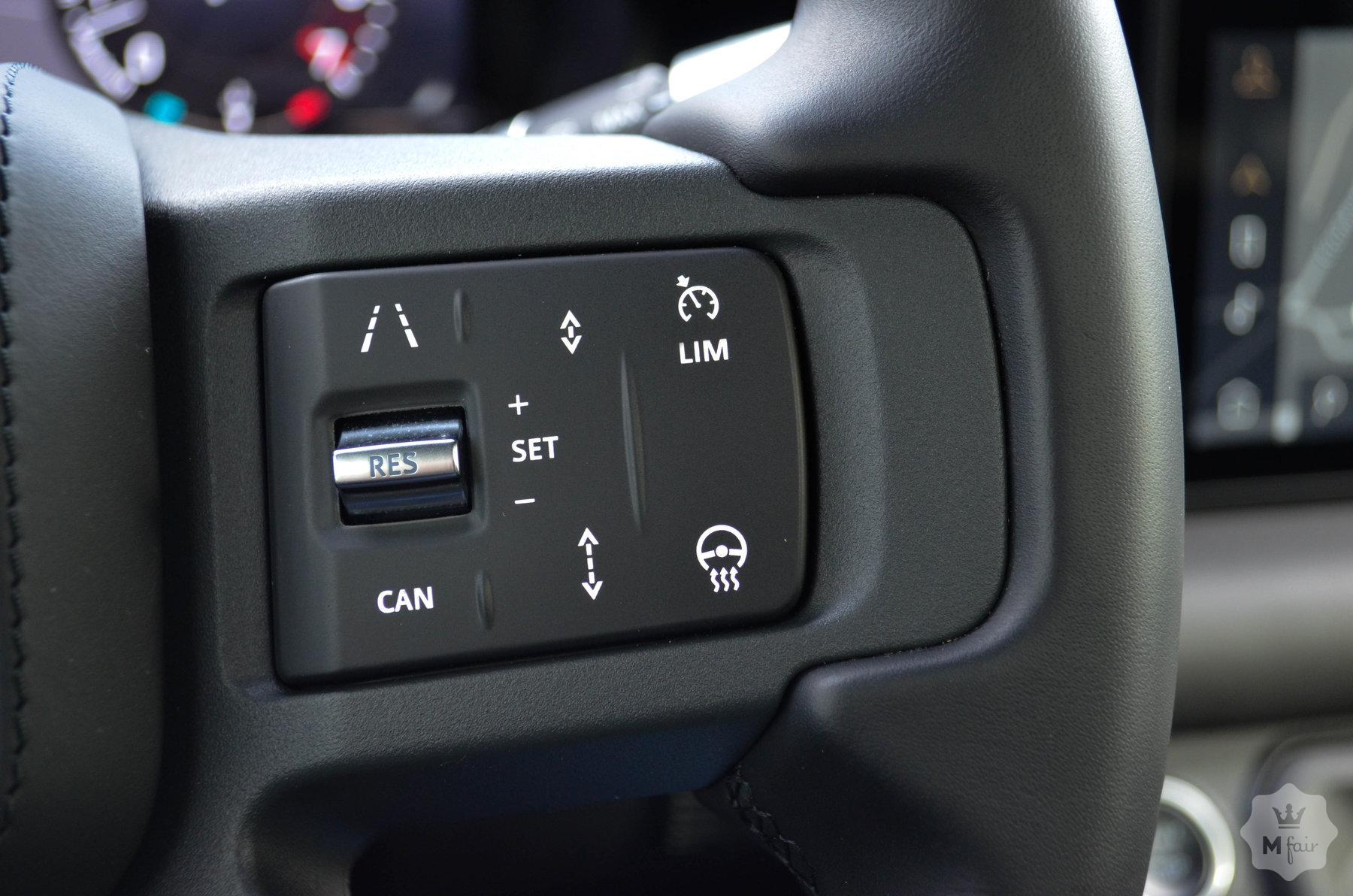 Продажа официального Land Rover Defender X '2020 в Киеве