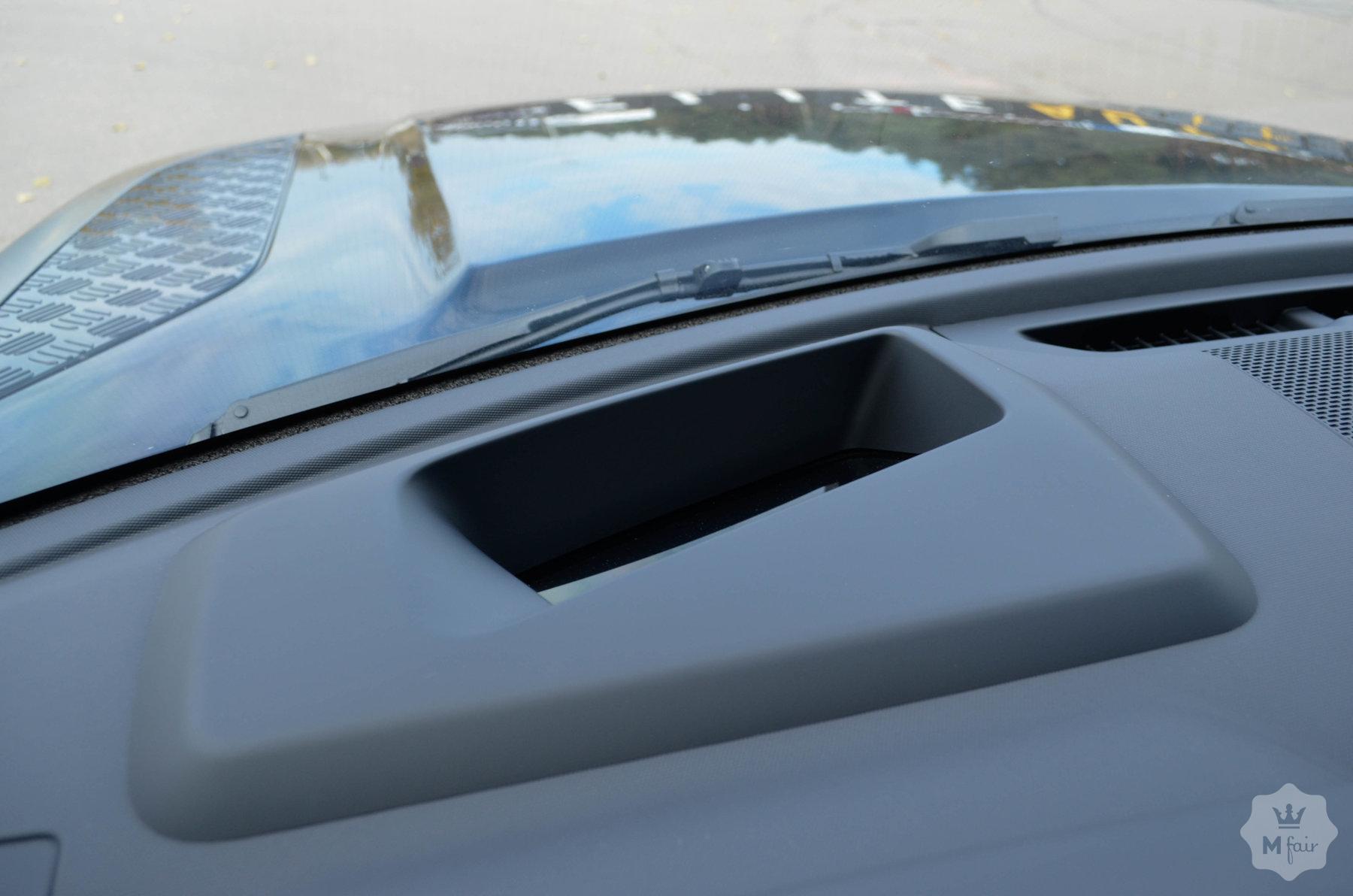 Продажа официального Land Rover Defender X '2020 в Киеве