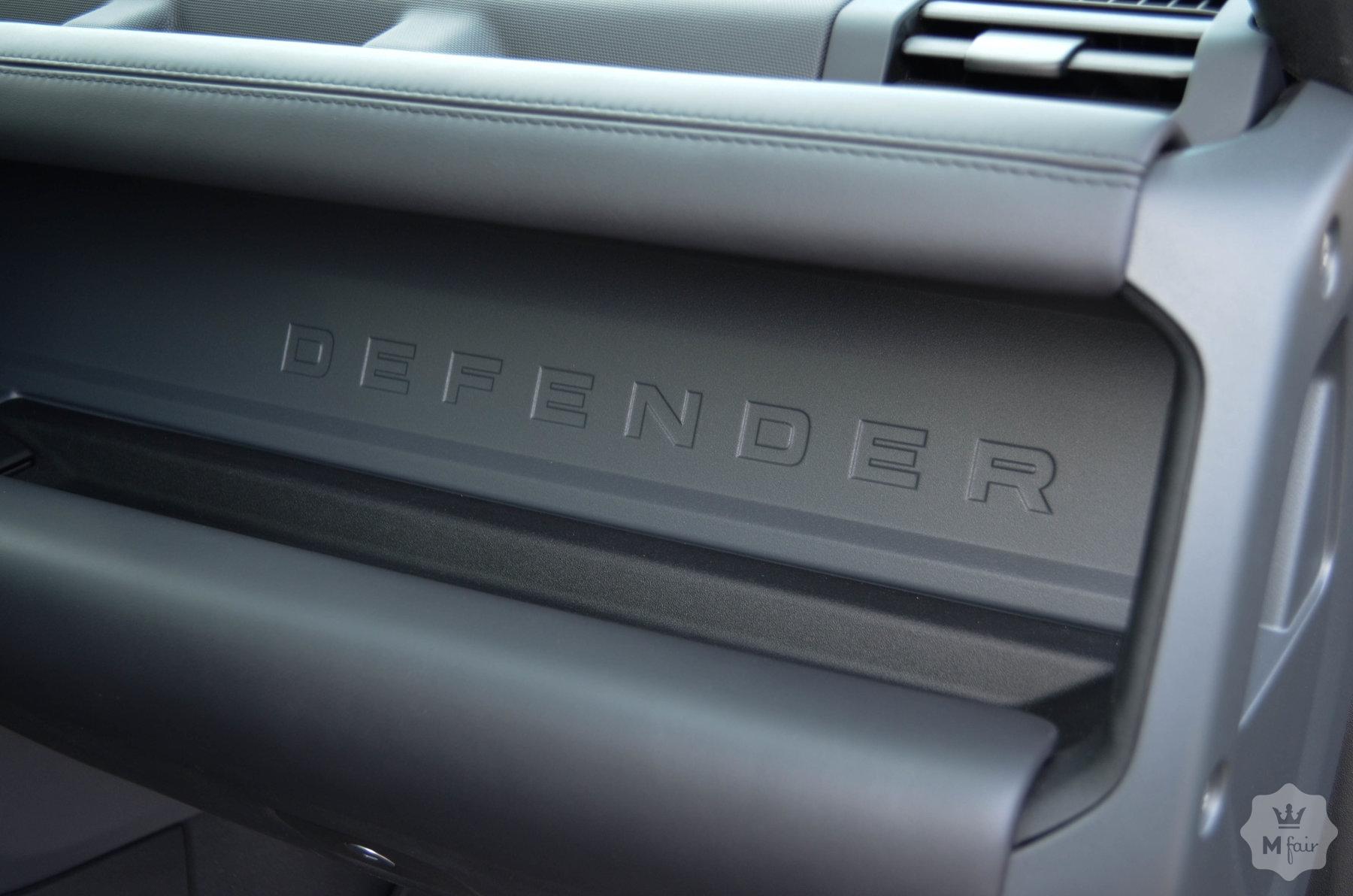 Продажа официального Land Rover Defender X '2020 в Киеве