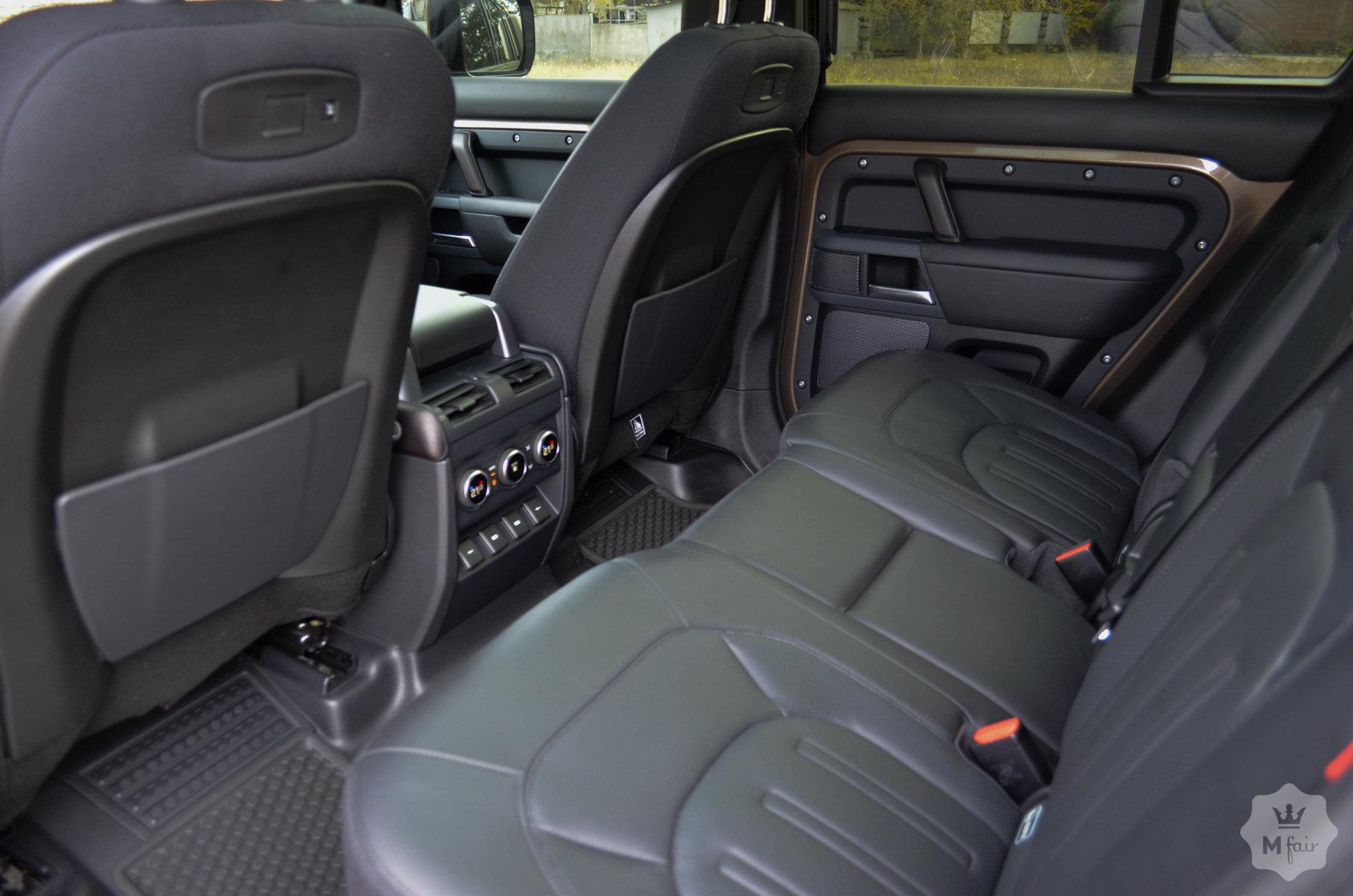 Продажа официального Land Rover Defender X '2020 в Киеве