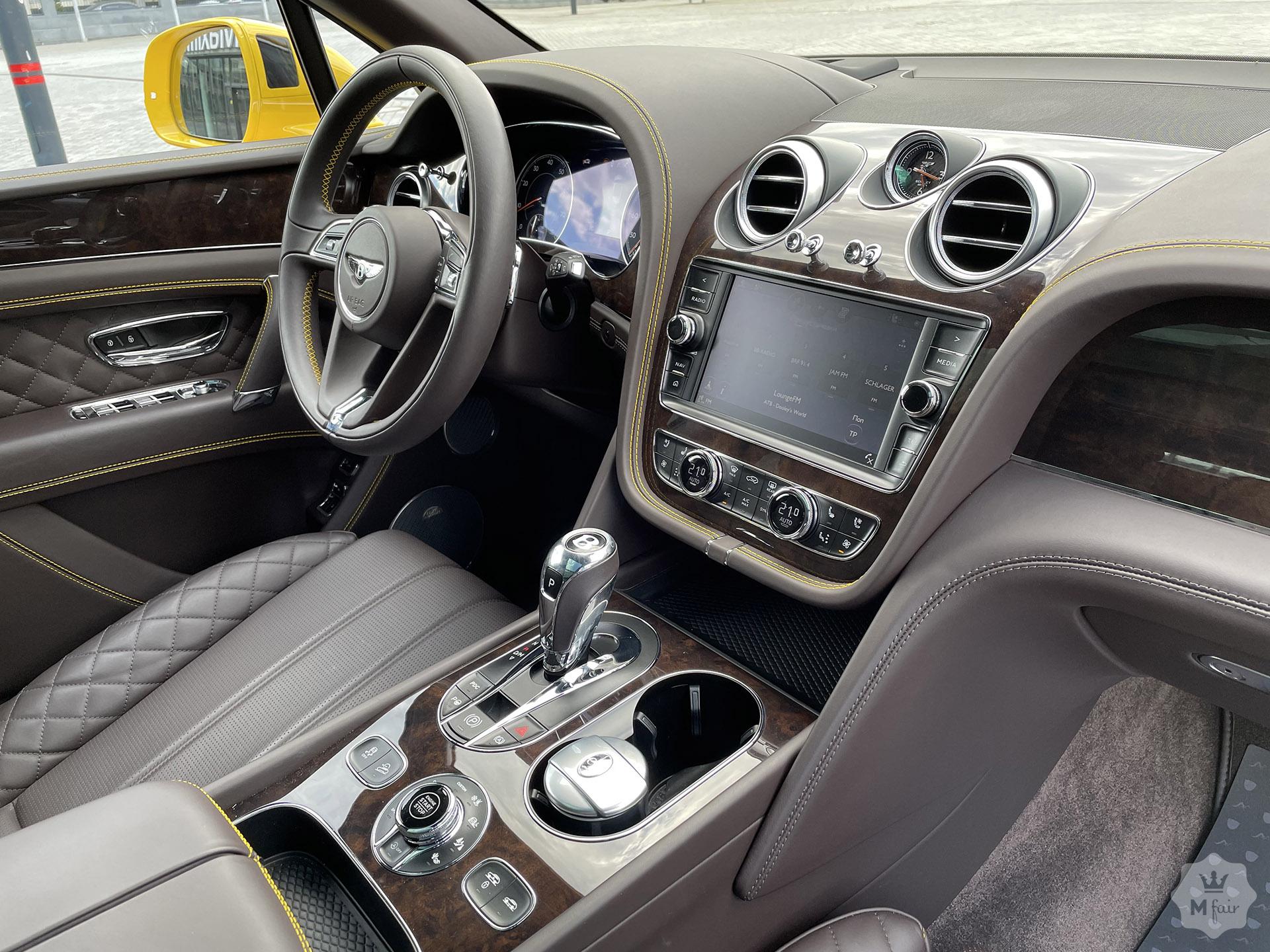 Продажа официального внедорожника Bentley Bentayga '2017 в Киеве