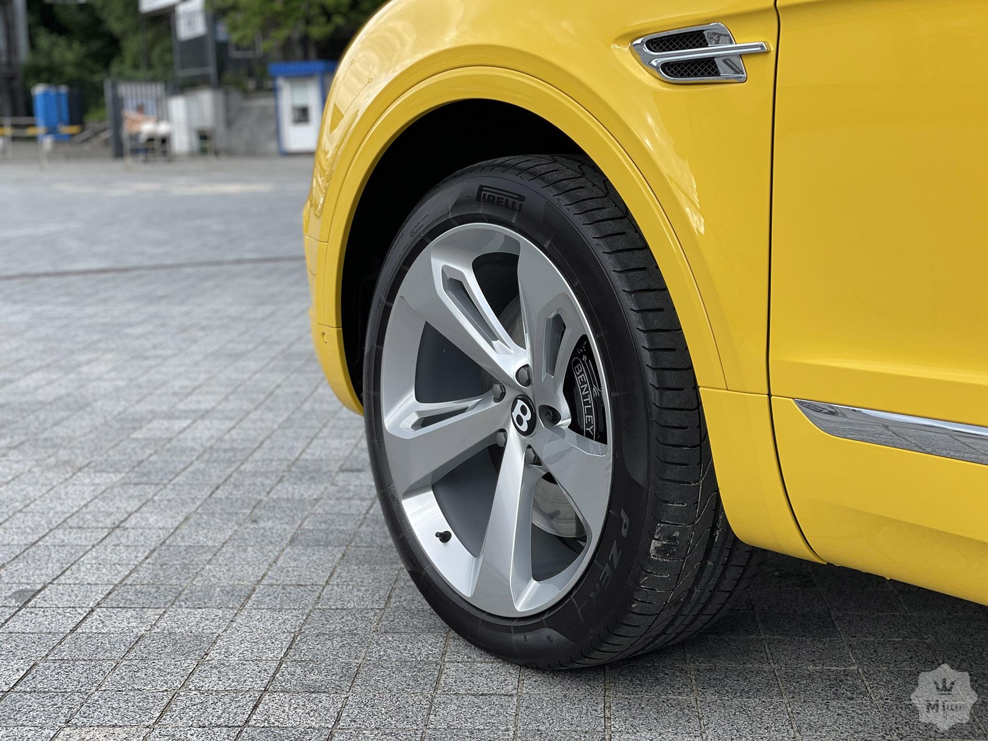 Продажа официального внедорожника Bentley Bentayga '2017 в Киеве