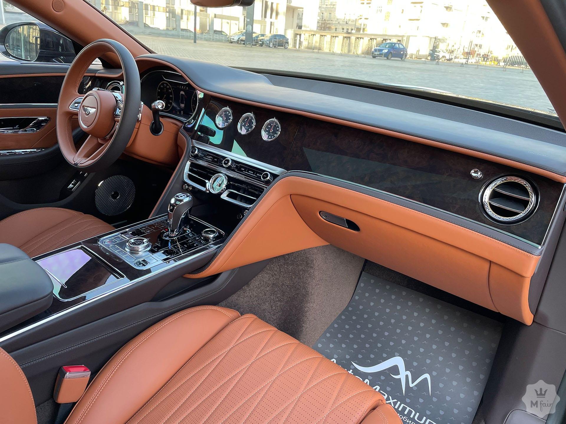 Продажа нового седана Bentley Flying Spur V8 '2021 в Киеве