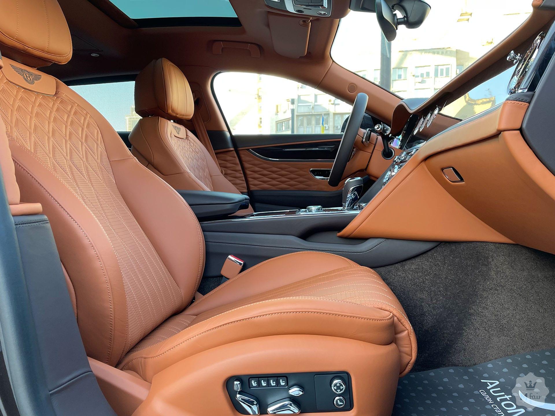 Продажа нового седана Bentley Flying Spur V8 '2021 в Киеве