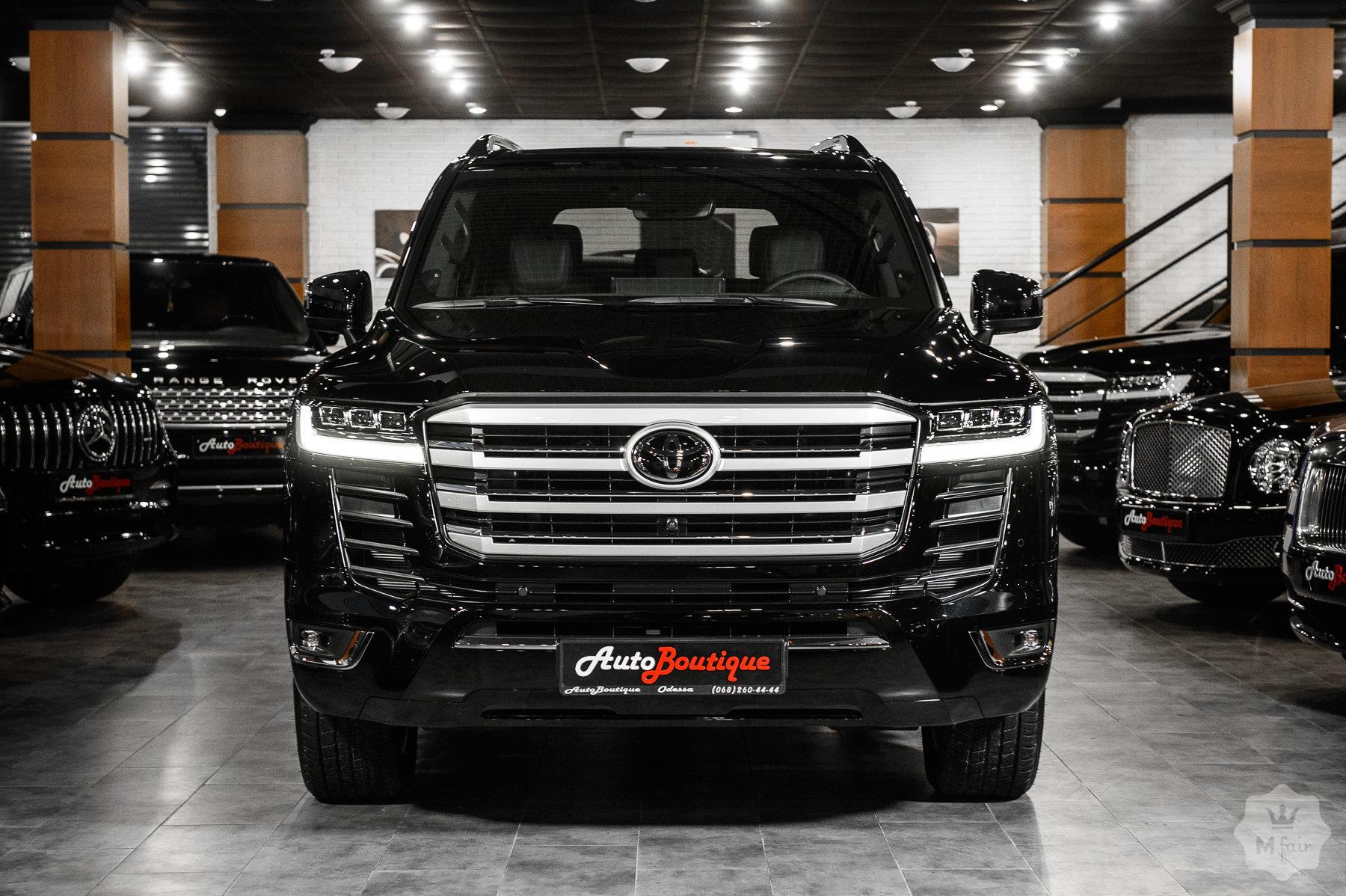 Продажа нового официального Toyota Land Cruiser 300 '2021 в Одессе