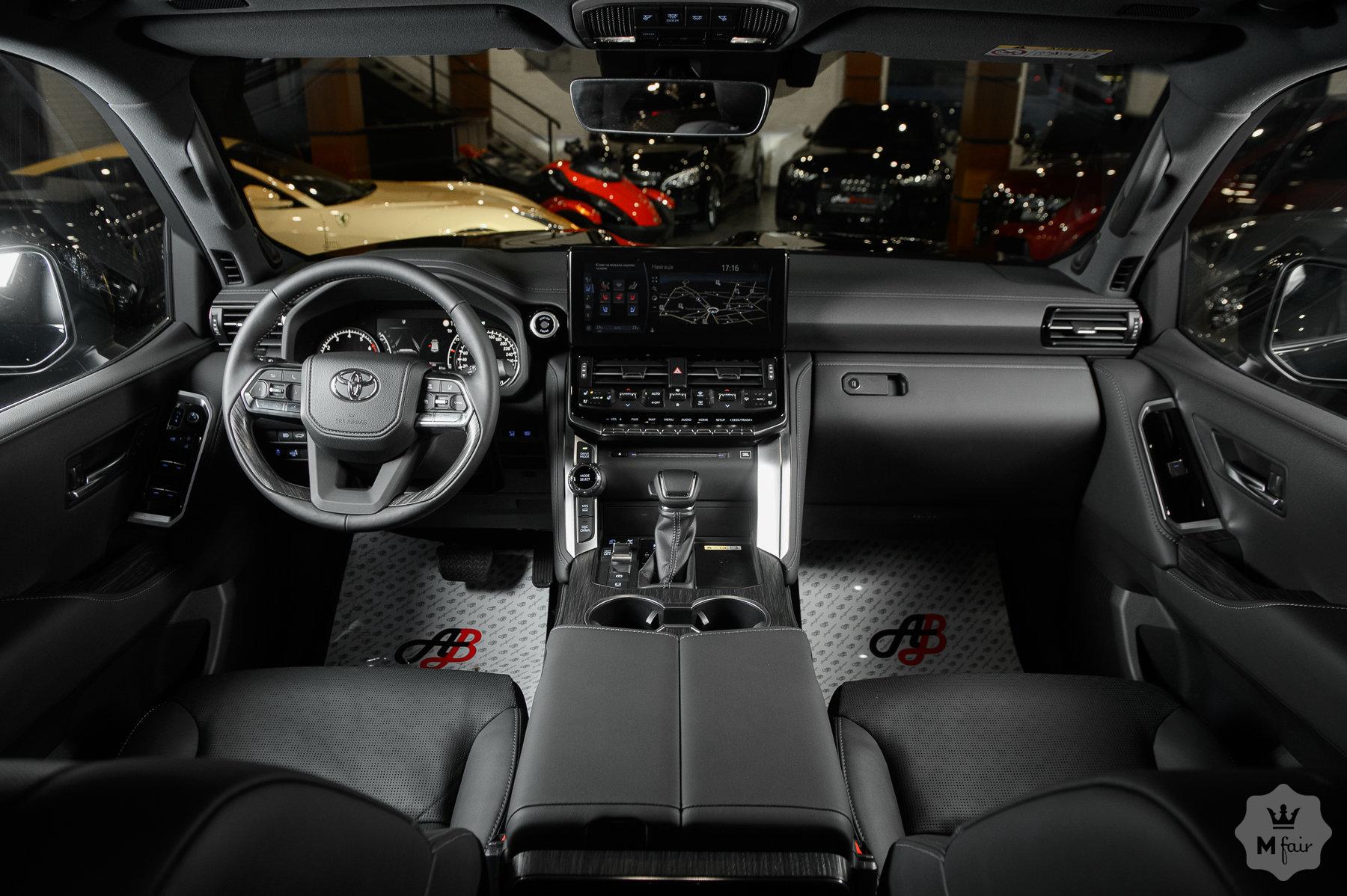 Продажа нового официального Toyota Land Cruiser 300 '2021 в Одессе