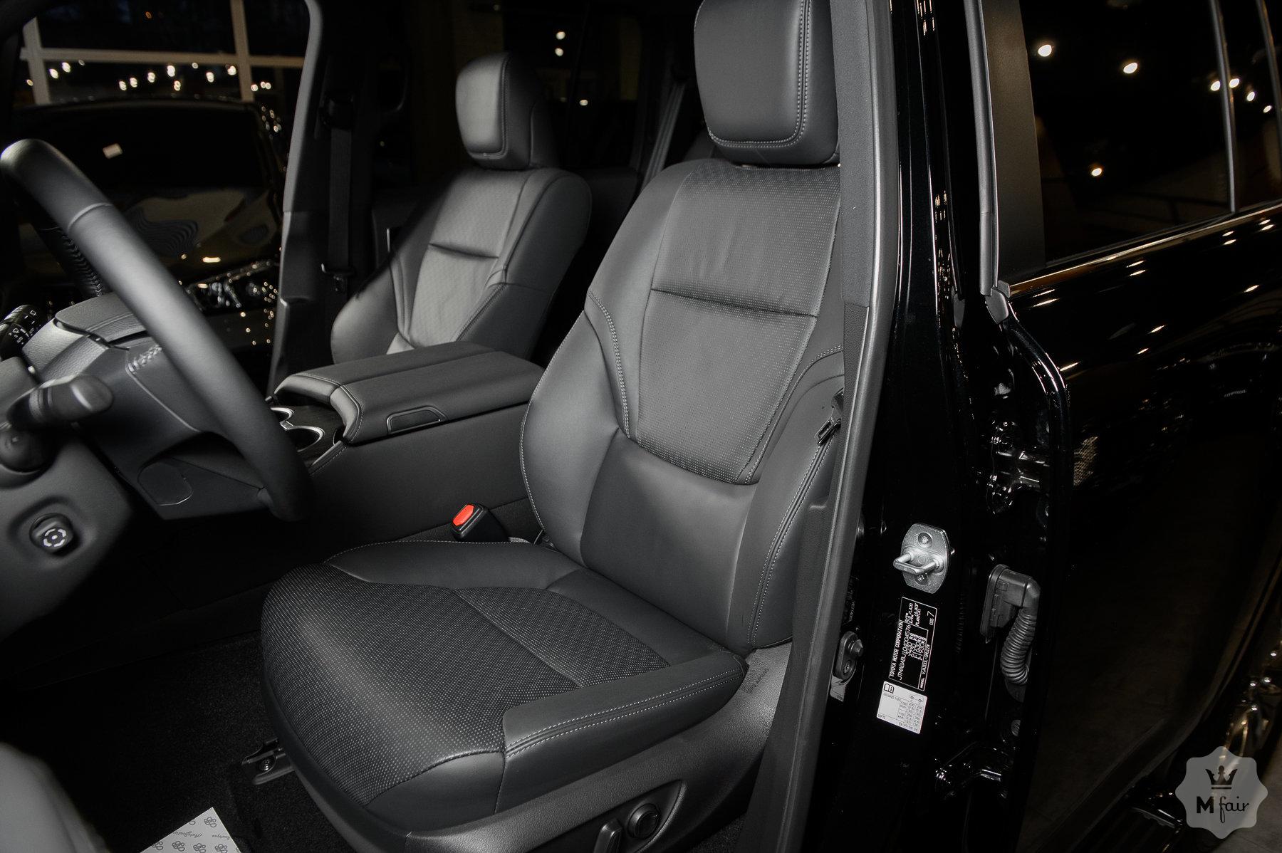 Продажа нового официального Toyota Land Cruiser 300 '2021 в Одессе