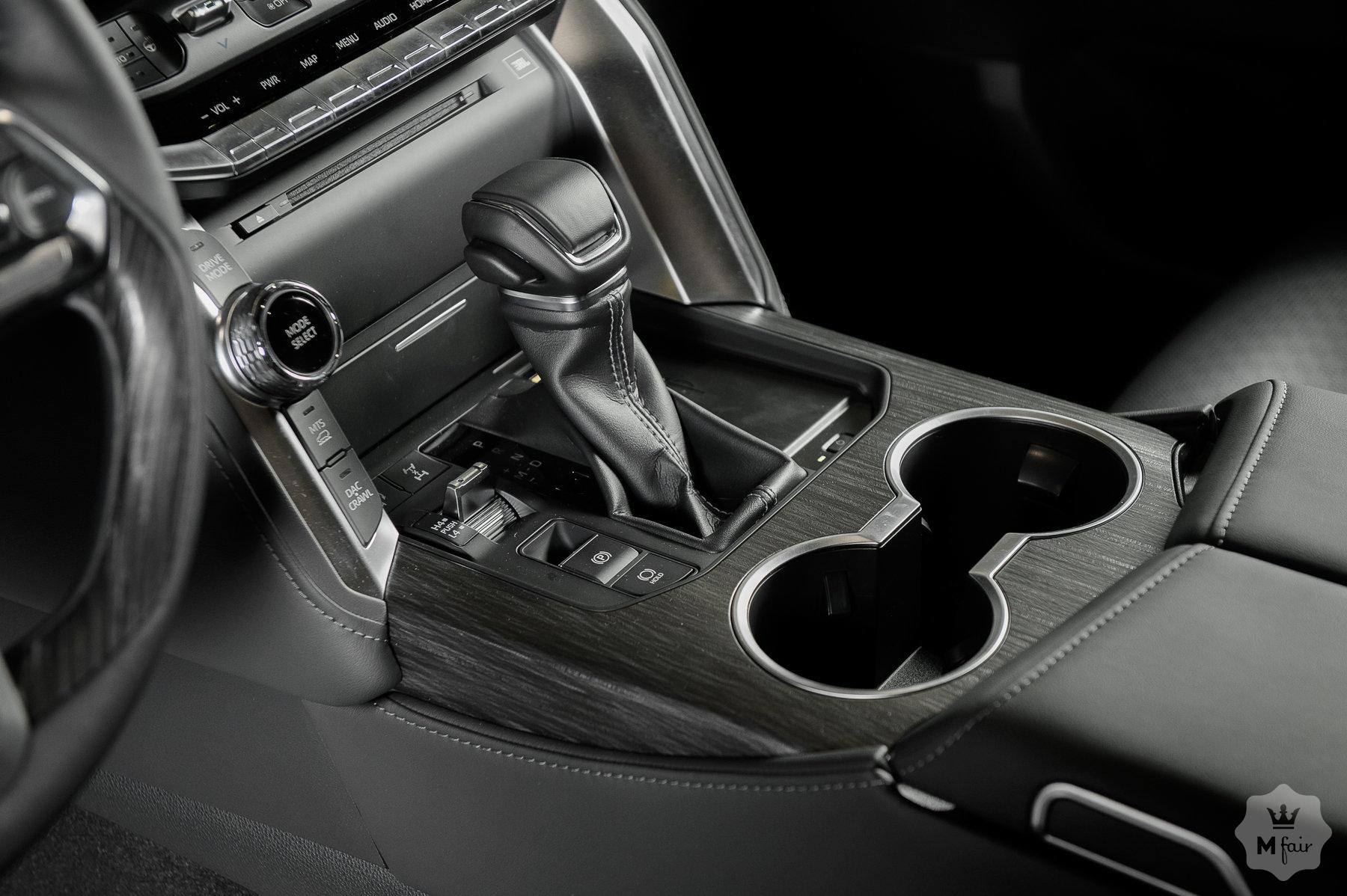 Продажа нового официального Toyota Land Cruiser 300 '2021 в Одессе