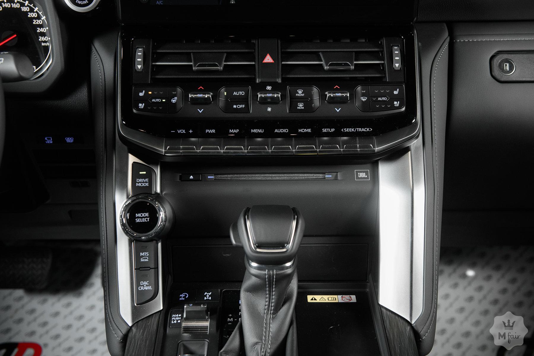 Продажа нового официального Toyota Land Cruiser 300 '2021 в Одессе