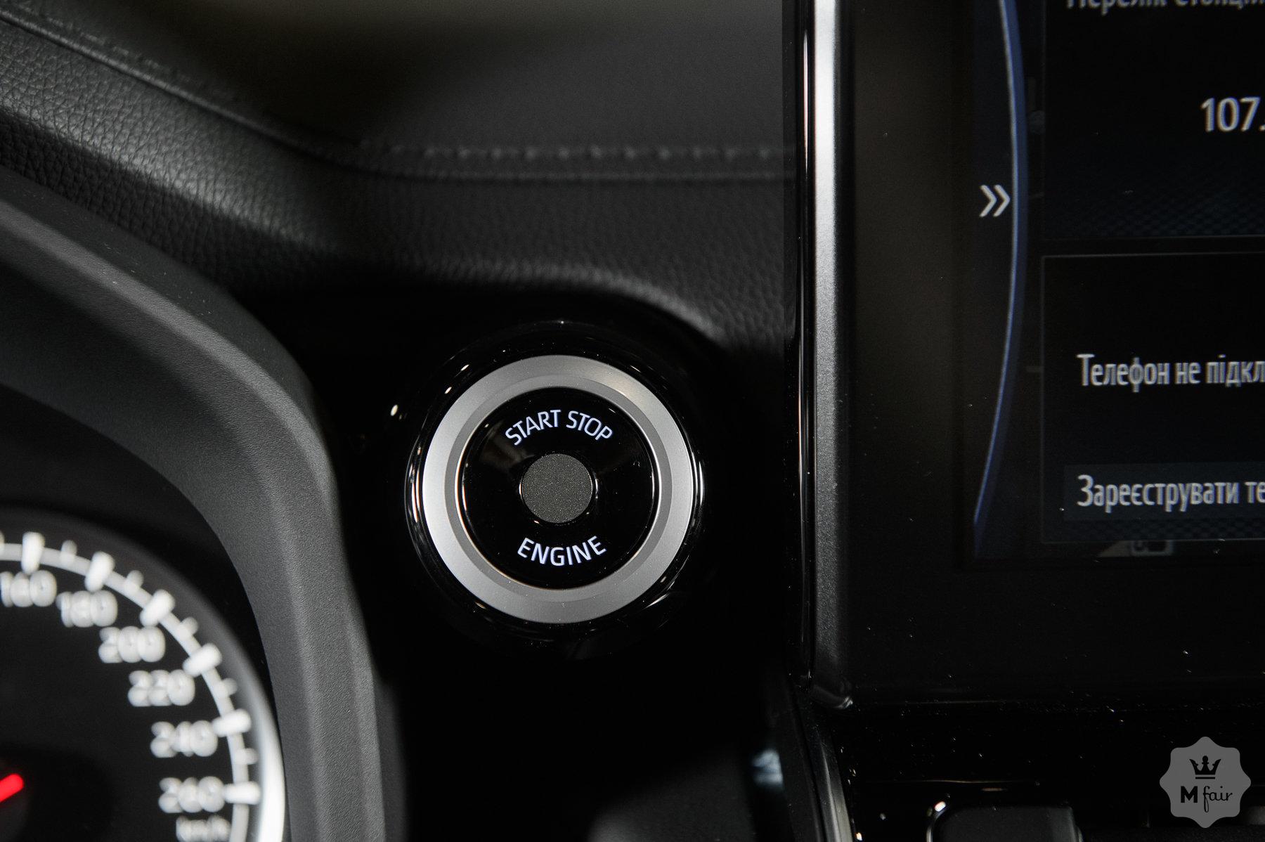 Продажа нового официального Toyota Land Cruiser 300 '2021 в Одессе