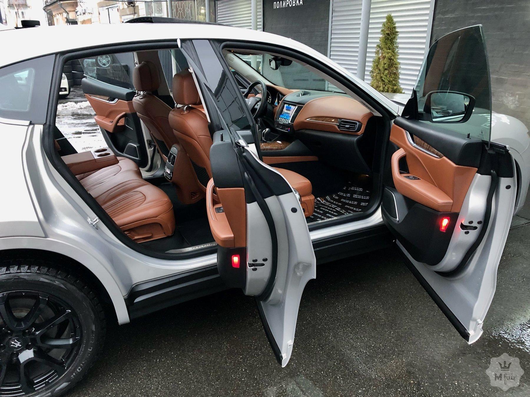 Продажа кроссовера Maserati Levante Diesel V6 '2016 в Киеве