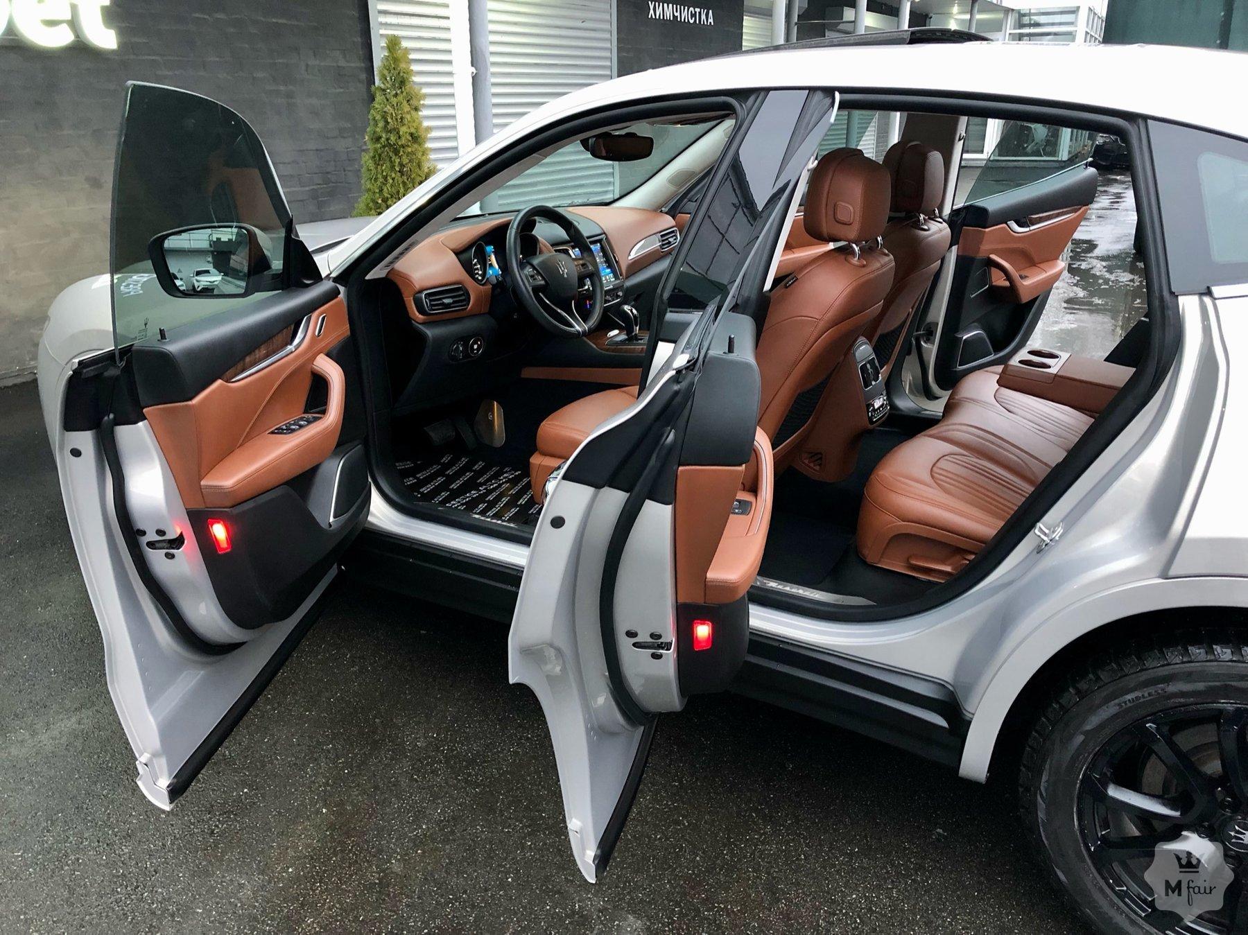 Продажа кроссовера Maserati Levante Diesel V6 '2016 в Киеве