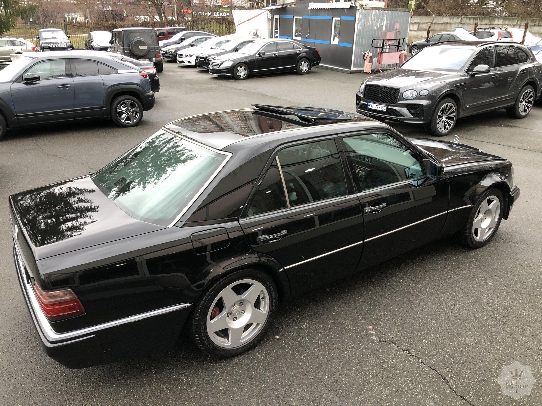 Продажа коллекционного Mercedes-Benz E 500 w124 (Волчек) '1993 в Киеве