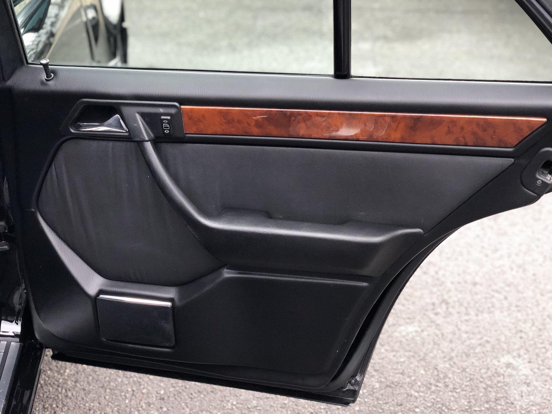 Продажа коллекционного Mercedes-Benz E 500 w124 (Волчек) '1993 в Киеве