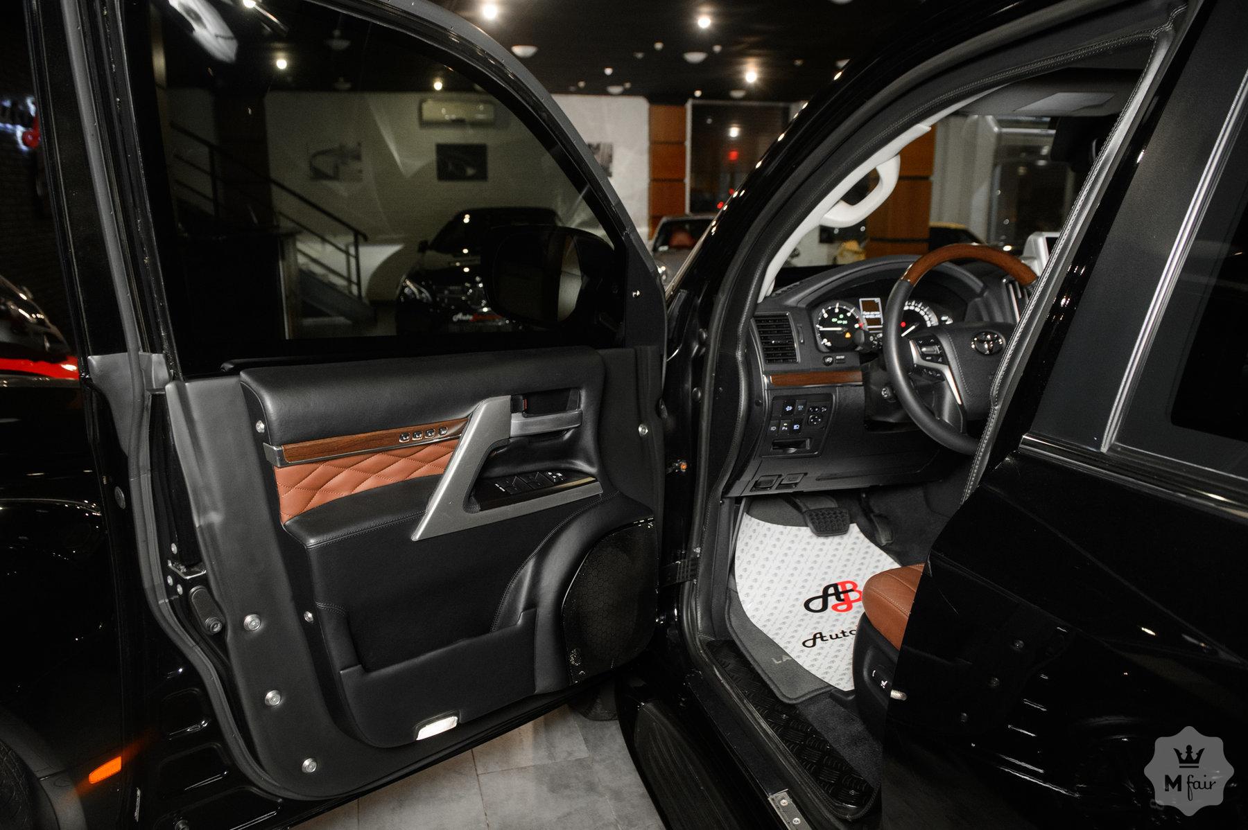 Продажа бронированной Toyota Land Cruiser 200 B7 '2017 в Одессе