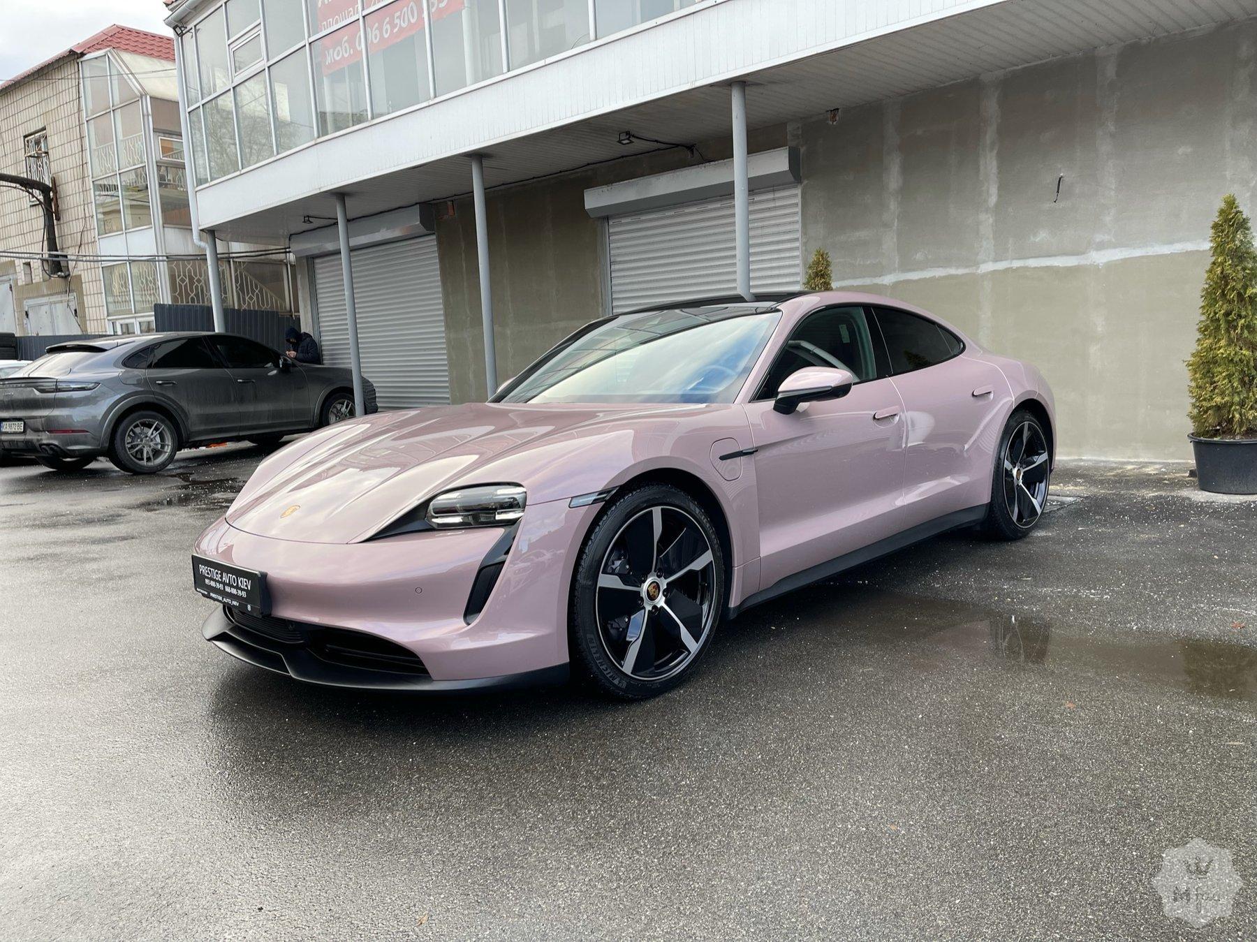 Продажа электрического спорткара Porsche Taycan '2021 в Киеве