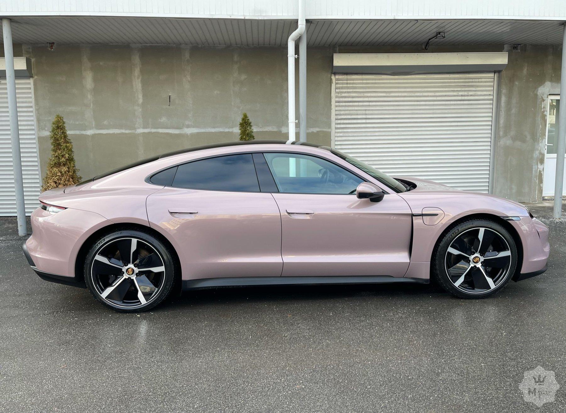 Продажа электрического спорткара Porsche Taycan '2021 в Киеве