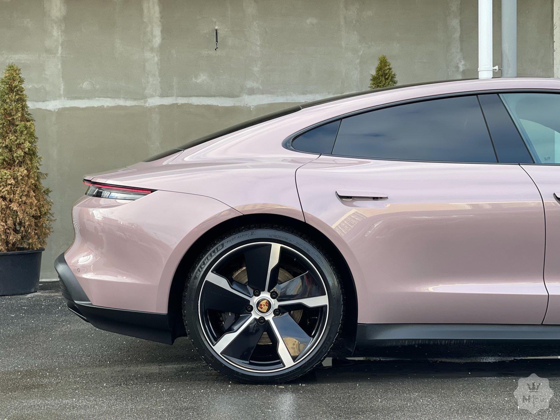 Продажа электрического спорткара Porsche Taycan '2021 в Киеве