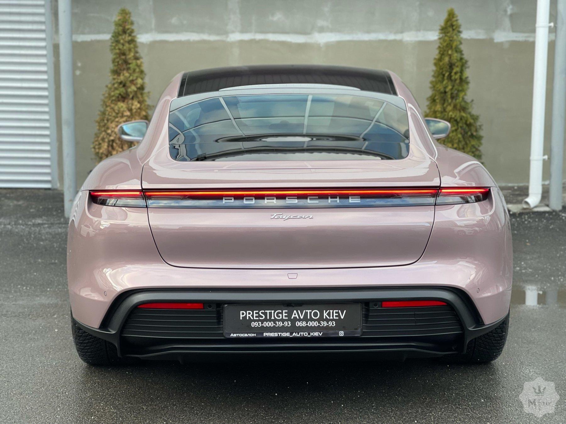 Продажа электрического спорткара Porsche Taycan '2021 в Киеве